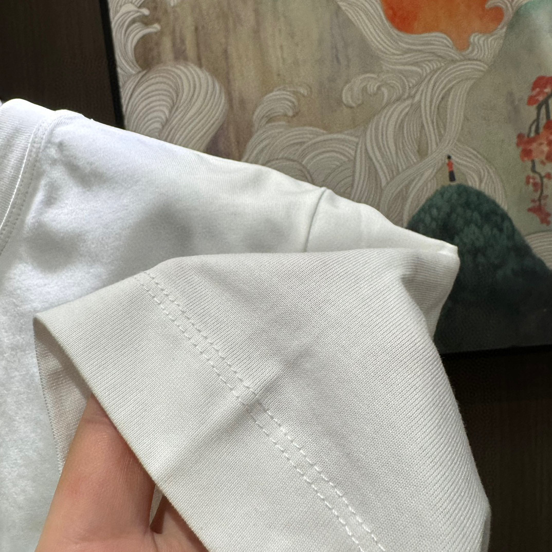 BOSS2025 Spring/Summer New Cuffs: Bright, Soft, Comfortable T-Shirts in Various Colors. - 图片 8