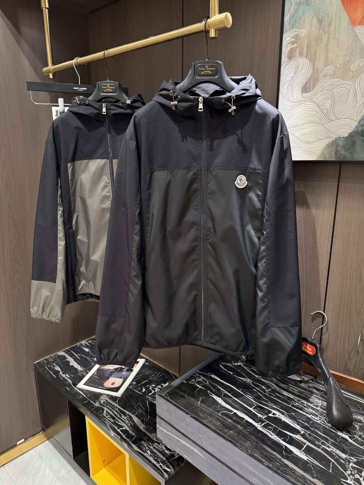 NO:126702,MON25S spring and summer men's hooded jacket......High-density polyester fabric on the main body meets the needs of regular casual and tolerate all occasions. It is an excellent first choice item during the dressing season, and it has excellent practical wearability!  !  !  Code number M-3XL, Jackets & coats, Jackets & coats, Hats, Alexander wang19860909MON25S春夏男士连帽外套夹克.......主体高密度聚酯纤维面料 满足于常规休闲且包容所有场合的着装需求,出在穿搭季属于极出色的首选单品,实穿性极佳！！！码数M-3XL,,jackets & coats,jackets & coats,hats,alexander wang,Men's clothing