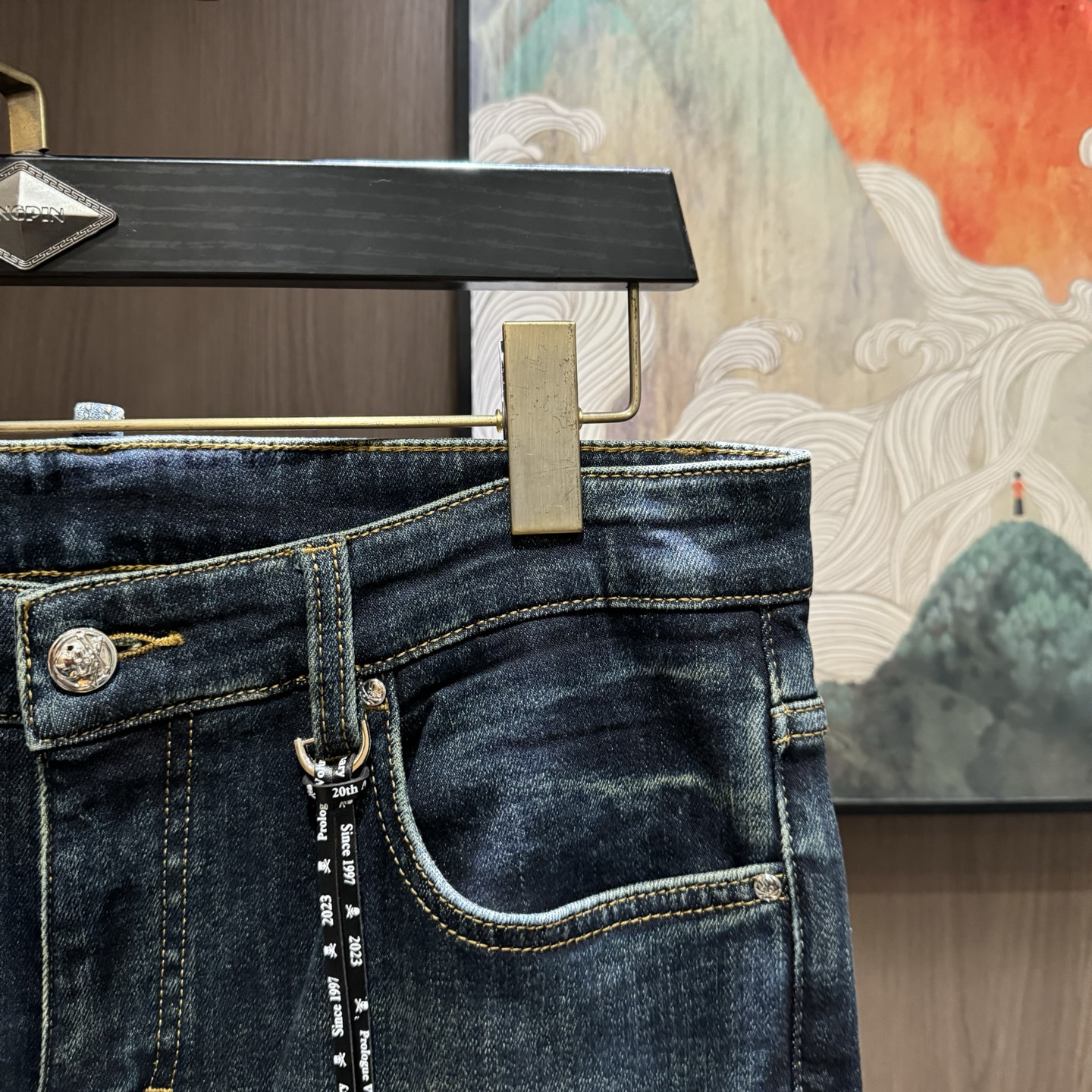 Luxury MJ Cowboy Jeans: High Quality, Flexible Fabric, Unique Water-Washing Process - 图片 5