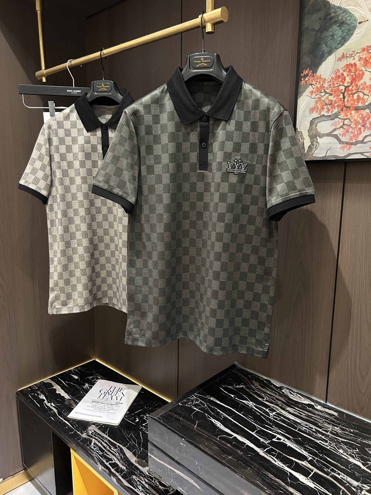 NO:139666,LV25S spring and summer new business casual lapel short sleeve POLO, code number M-3XL, louis vuitton, T-shirt, alexander wang19860909LV25S春夏新款商务休闲翻领短袖POLO,码数M-3XL,,louis vuitton,T-shirt,alexander wang,Men's clothing