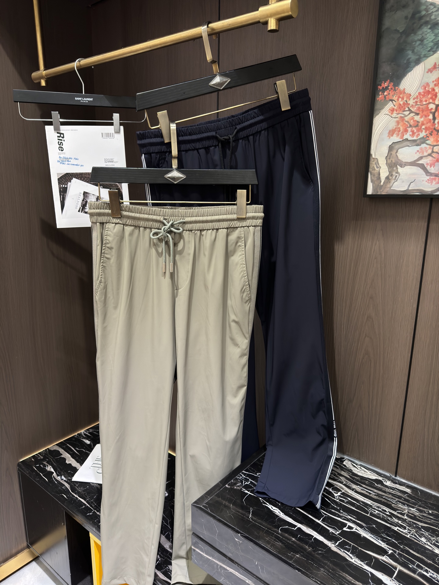 NO:550967,MIUMIU25S new men's casual pants, size M-3XL, miumiu, alexander wang19860909MIUMIU25S新款男士休闲裤,码数M-3XL,,miumiu,alexander wang,Men's clothing