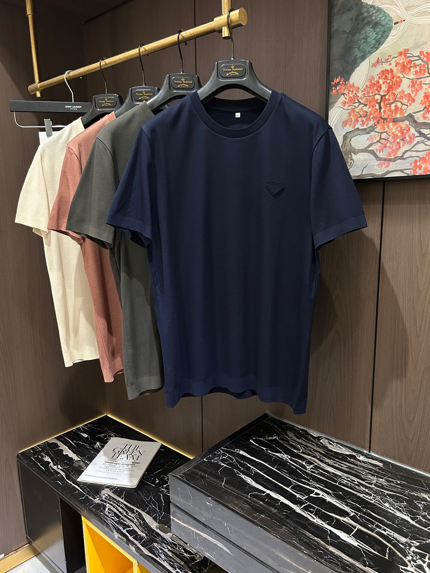 NO:148604,PRA25S spring and summer new casual round neck short sleeves, size M-3XL, prada, T-shirt, alexander wang19860909PRA25S春夏新款休闲圆领短袖,码数M-3XL,,prada,T-shirt,alexander wang,Men's clothing
