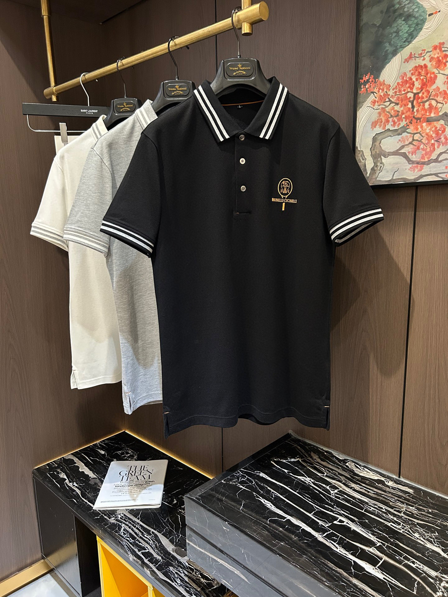 NO:148661,BC25S Spring and Summer Men's POLO Iconic LOGO logo on the chest. Overall, it is very light business and casual!  !  The upper body is light, comfortable and smooth. It is definitely a piece that makes you feel good for money!  !  !  Code number M-3XL, alexander wang19860909BC25S春夏男士POLO 胸前标志性LOGO徽标 整体非常的轻商务休闲！！上身轻盈舒适顺滑 到手绝对让你觉得物有所值的一件单品！！！码数M-3XL,,alexander wang,Men's clothing