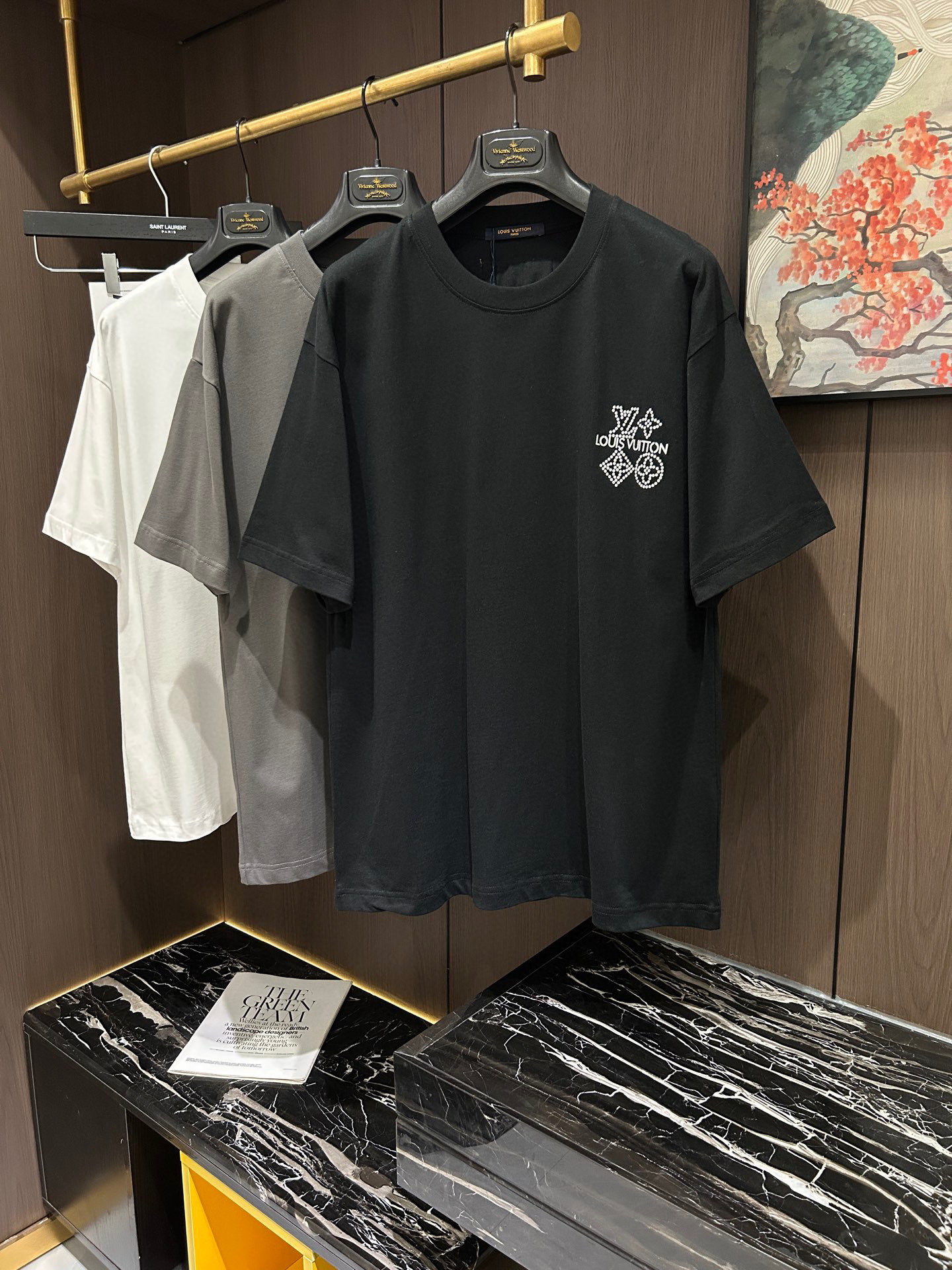 NO:148684,LV25S spring and summer new casual round neck short sleeves, pure cotton, size S-2XL, louis vuitton, T-shirt, alexander wang19860909LV25S春夏新款休闲圆领短袖,纯棉,码数S-2XL,,louis vuitton,T-shirt,alexander wang,Men's clothing