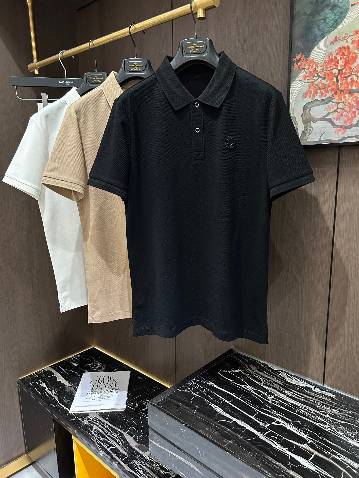 NO:152206,ZZ.25S Spring and Summer Men's POLO Iconic LOGO logo on the chest. Overall, it is very light business and casual!  !  The upper body is light, comfortable and smooth. It is definitely a piece that makes you feel good for money!  !  !  Code number M-3XL, alexander wang19860909ZZ.25S春夏男士POLO 胸前标志性LOGO徽标 整体非常的轻商务休闲！！上身轻盈舒适顺滑 到手绝对让你觉得物有所值的一件单品！！！码数M-3XL,,alexander wang,Men's clothing