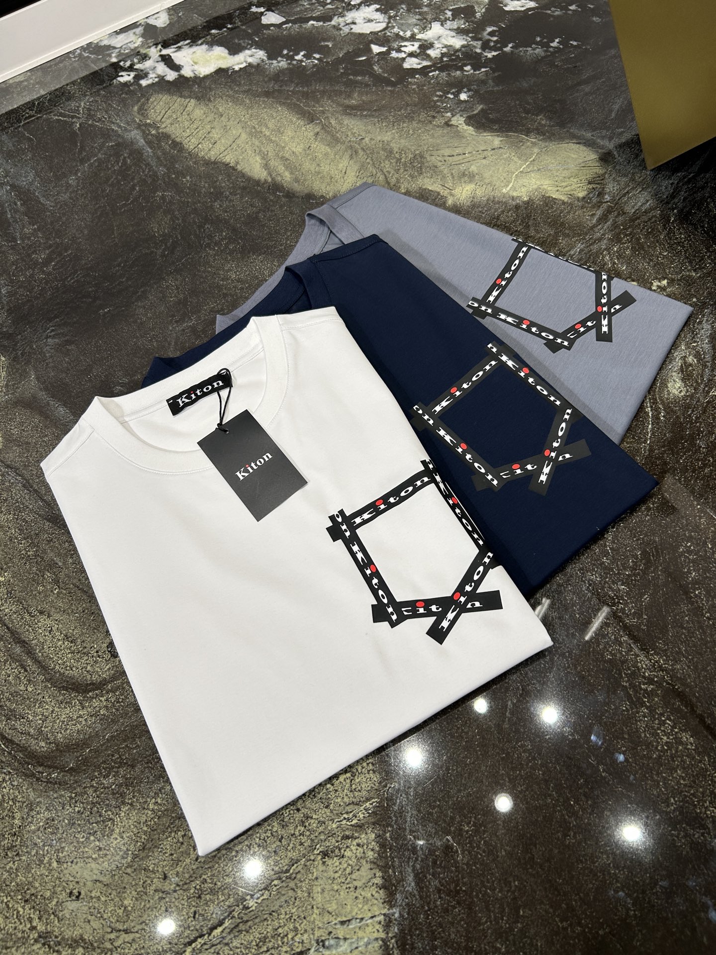 NO:153037,KITON25S spring and summer new casual round neck short sleeves, size M-3XL, T-shirt, alexander wang19860909KITON25S春夏新款休闲圆领短袖,码数M-3XL,,T-shirt,alexander wang,Men's clothing