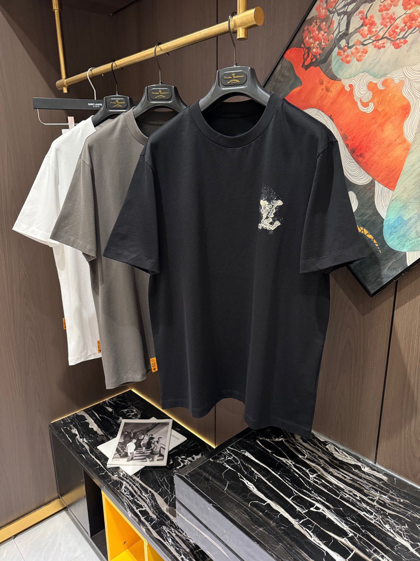 NO:503329,LV25S summer new casual round neck short sleeves, size M-5XL, louis vuitton, T-shirt, alexander wang19860909LV25S夏季新款休闲圆领短袖,码数M-5XL,,louis vuitton,T-shirt,alexander wang,Men's clothing