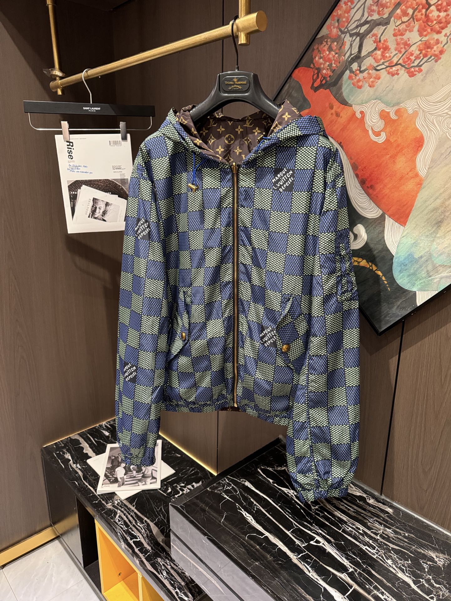 NO:550984,LV25S new men's double-sided casual hooded jacket, size S-XL, louis vuitton, jackets & coats, hats, alexander wang19860909LV25S新款男士双面穿休闲连帽外套,码数S-XL,,louis vuitton,jackets & coats,hats,alexander wang,Men's clothing