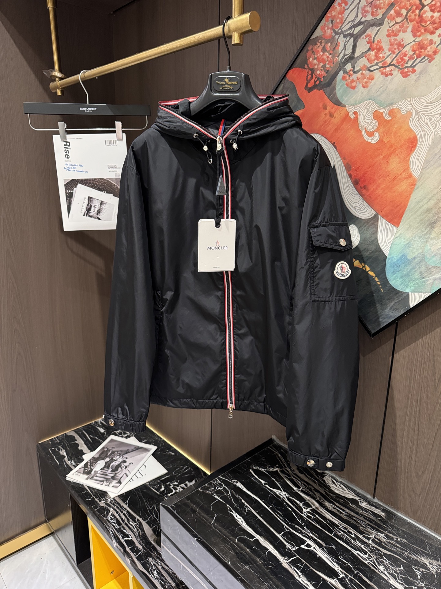Moncler Jacket 07902