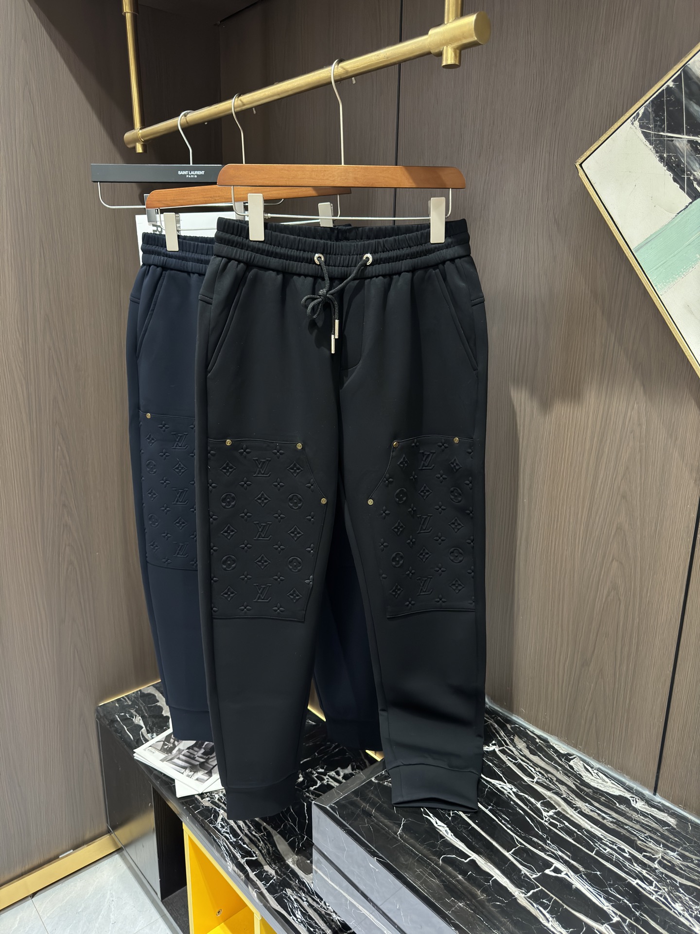NO:565738,LV25S new men's casual pants, size M-3XL, louis vuitton, alexander wang19860909LV25S新款男士休闲裤,码数M-3XL,,louis vuitton,alexander wang,Men's clothing