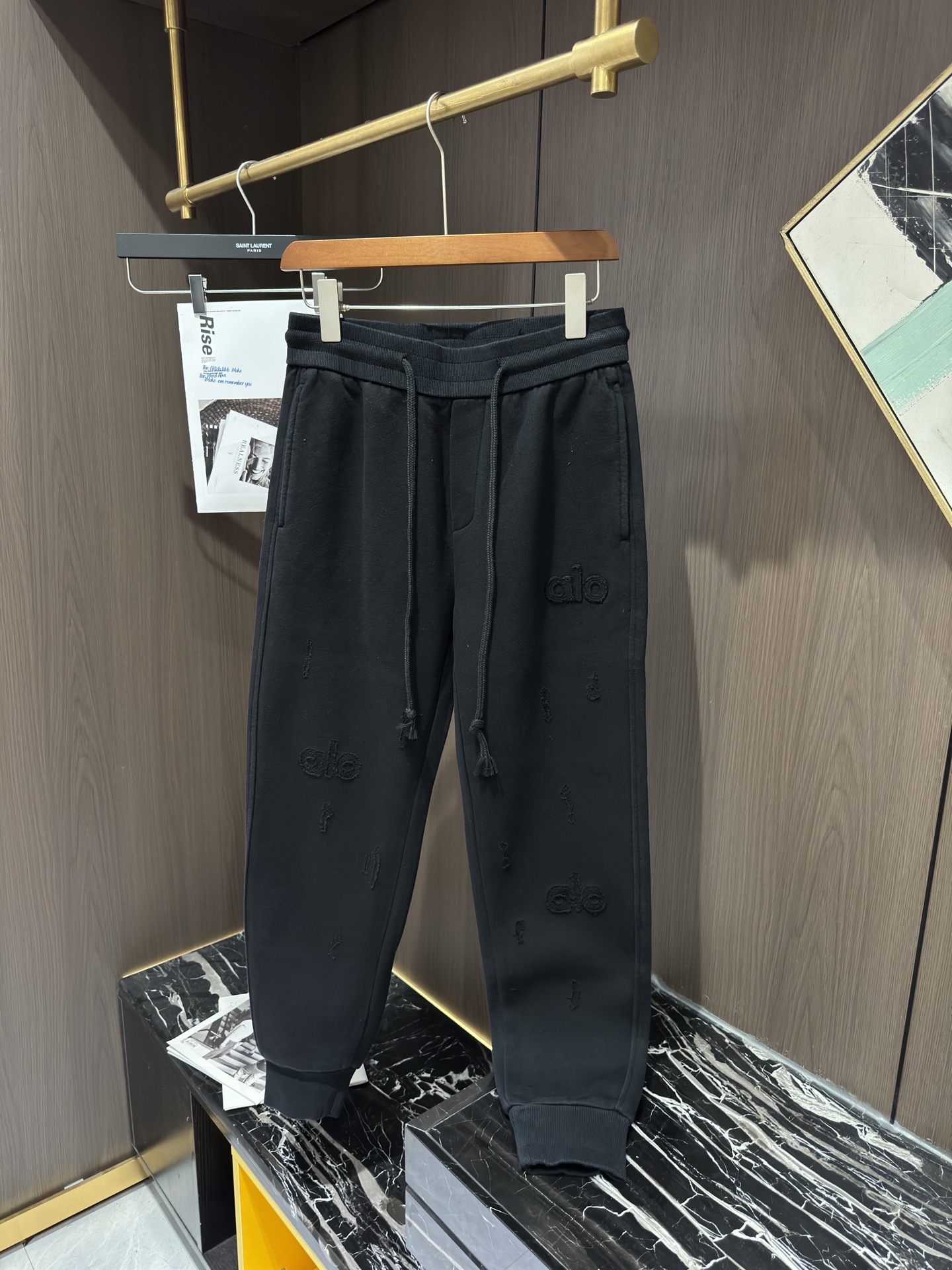 NO:565750,ALO25S new men's casual pants, size M-3XL,,alexander wang19860909ALO25S新款男士休闲裤,码数M-3XL,,alexander wang,Men's clothing