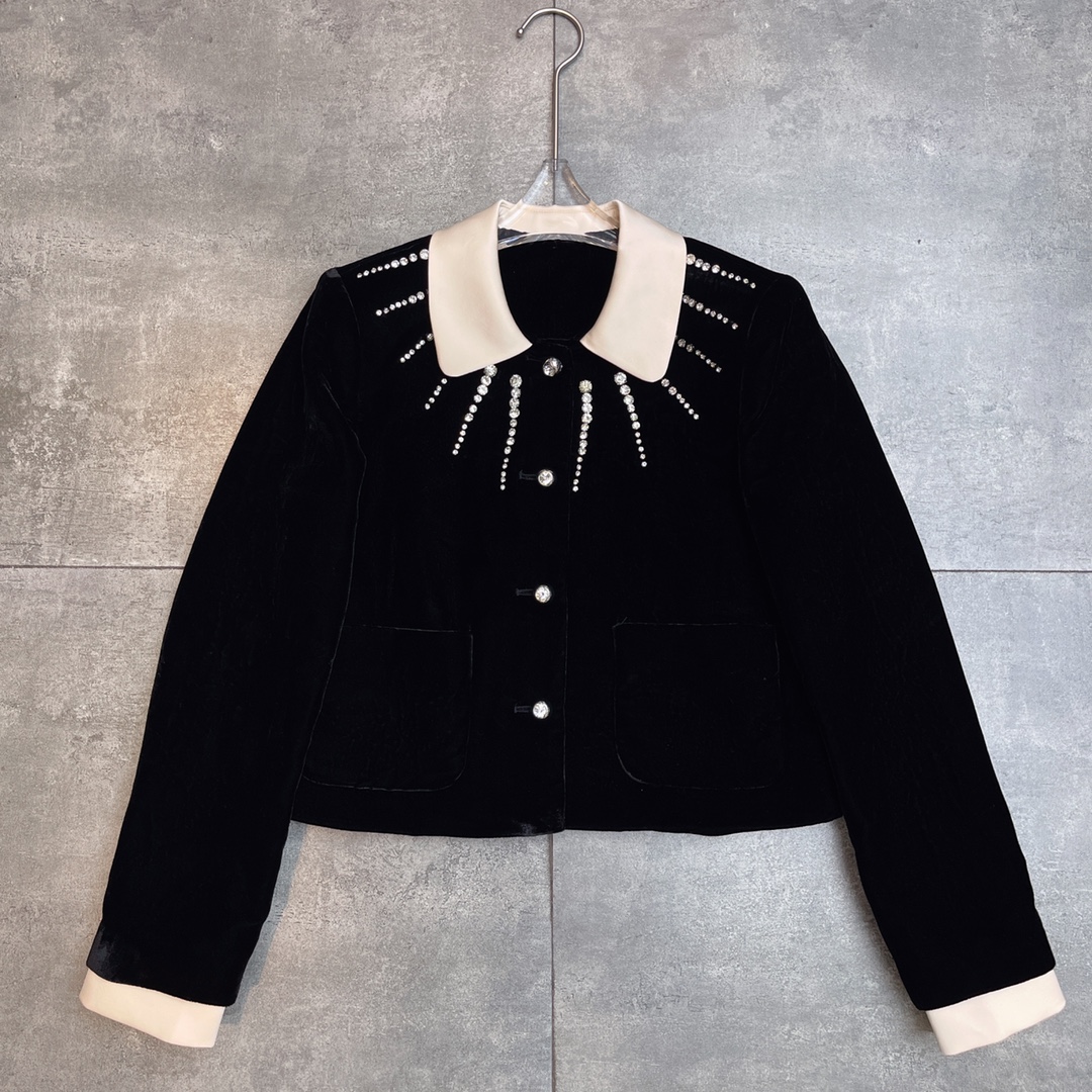 Valent0 2025 Velvet Jacket: High-End Women’s Suit with Silk Blend. - 图片 3