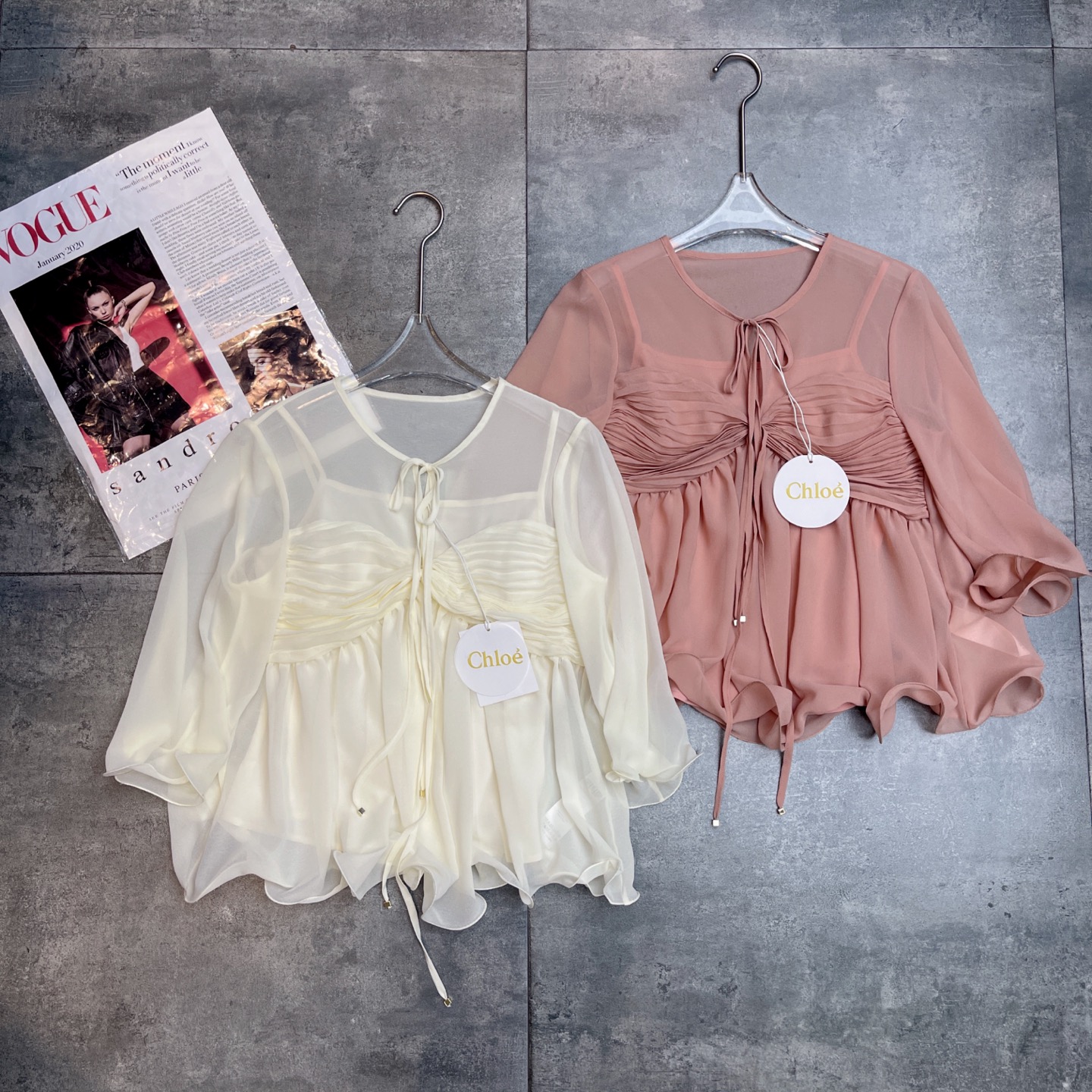 High-End Women’s Suit: Silk Blend, Pink and Almond Colors, Various Sizes - 图片 1