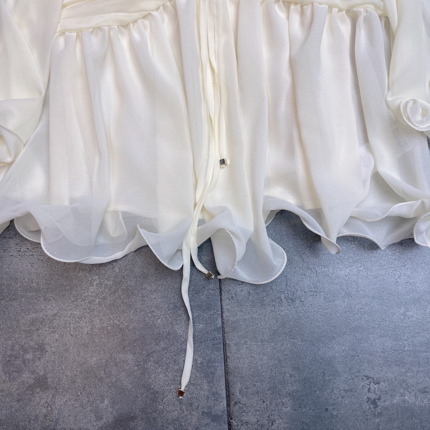 High-End Women’s Suit: Silk Blend, Pink and Almond Colors, Various Sizes - 图片 4