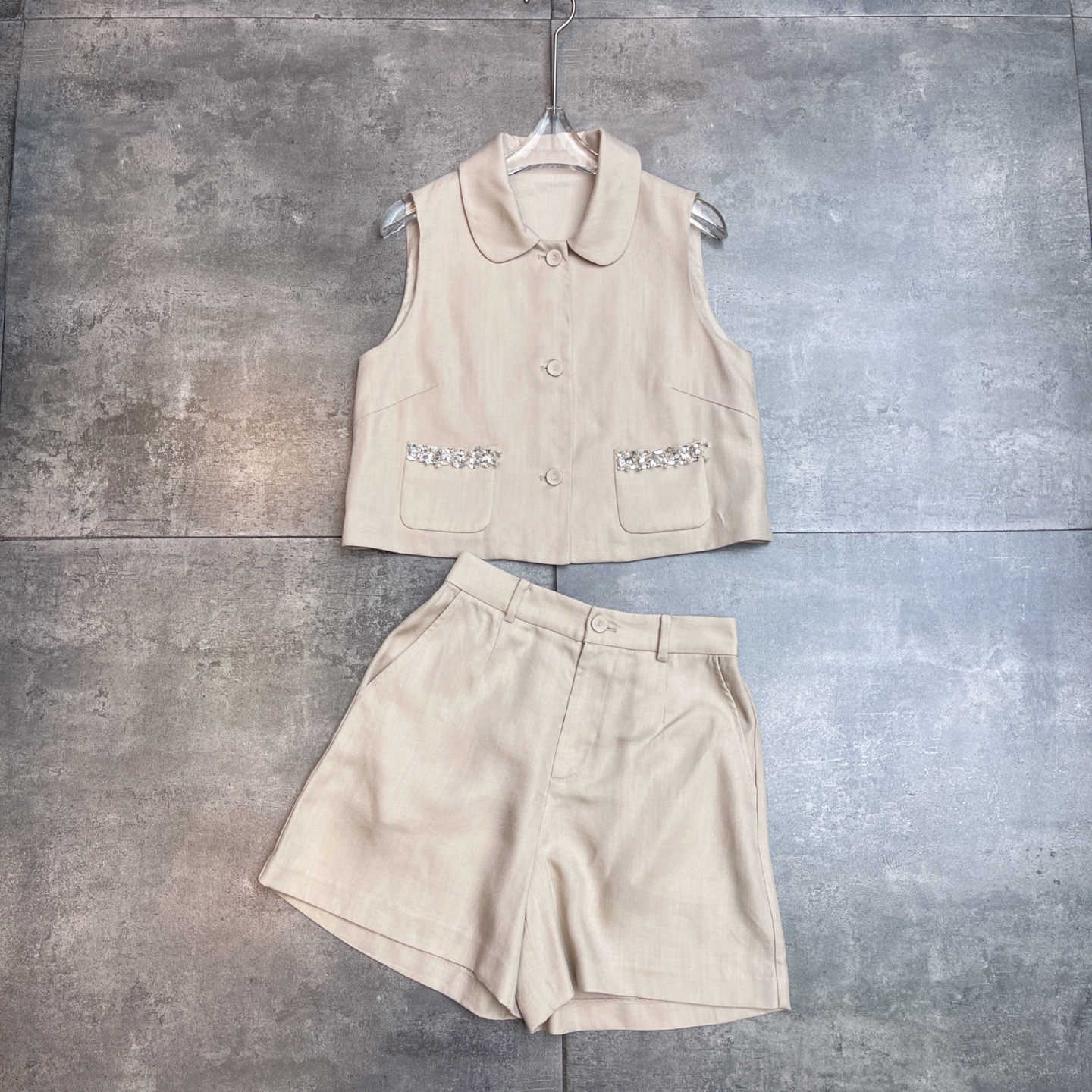 High-end Women’s Suit: LP SS Collection, Fabric 15% Lice, 25% Cotton, 60% Silk