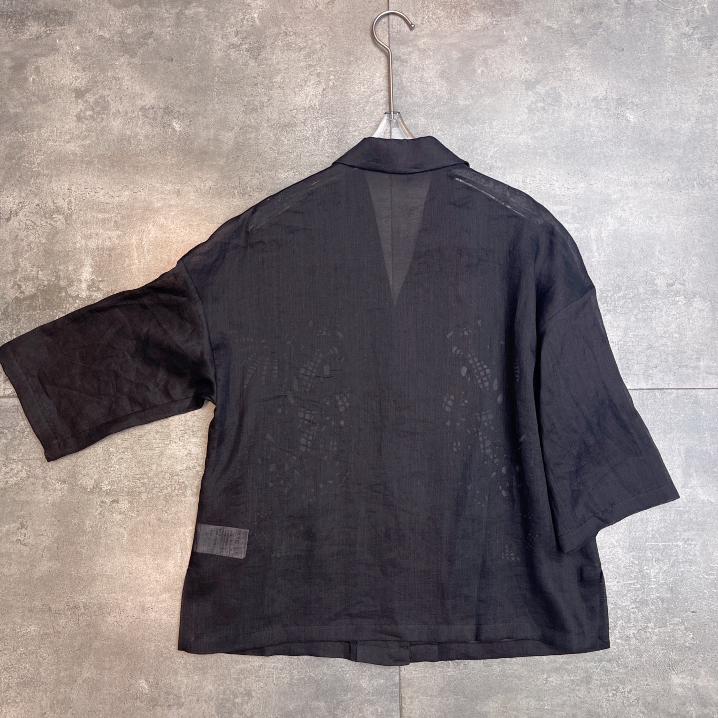 “High-End Women’s Suit in White and Black, 100% Ricin Fabric, SM to XL Sizes – Quality Rollout” - 图片 7