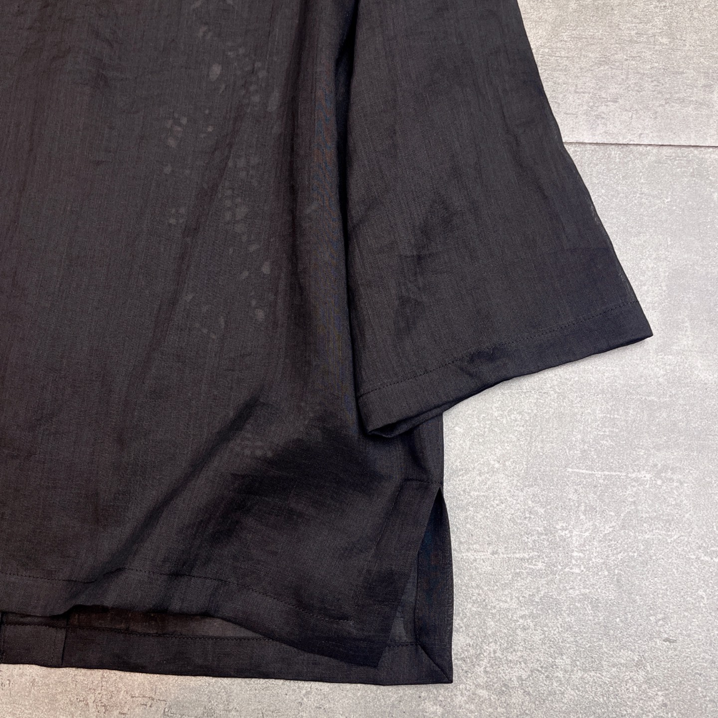 “High-End Women’s Suit in White and Black, 100% Ricin Fabric, SM to XL Sizes – Quality Rollout” - 图片 8