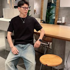 路易威*1V 25SS春夏新款首发专柜最新款短袖圆领T恤 高端订制 设计前卫时尚!品牌logo重工艺设计 路易威*1V 25SS春夏新款首发专柜最新款短袖圆领T恤 高端订制 设计前卫时尚!品牌logo重工艺设计
