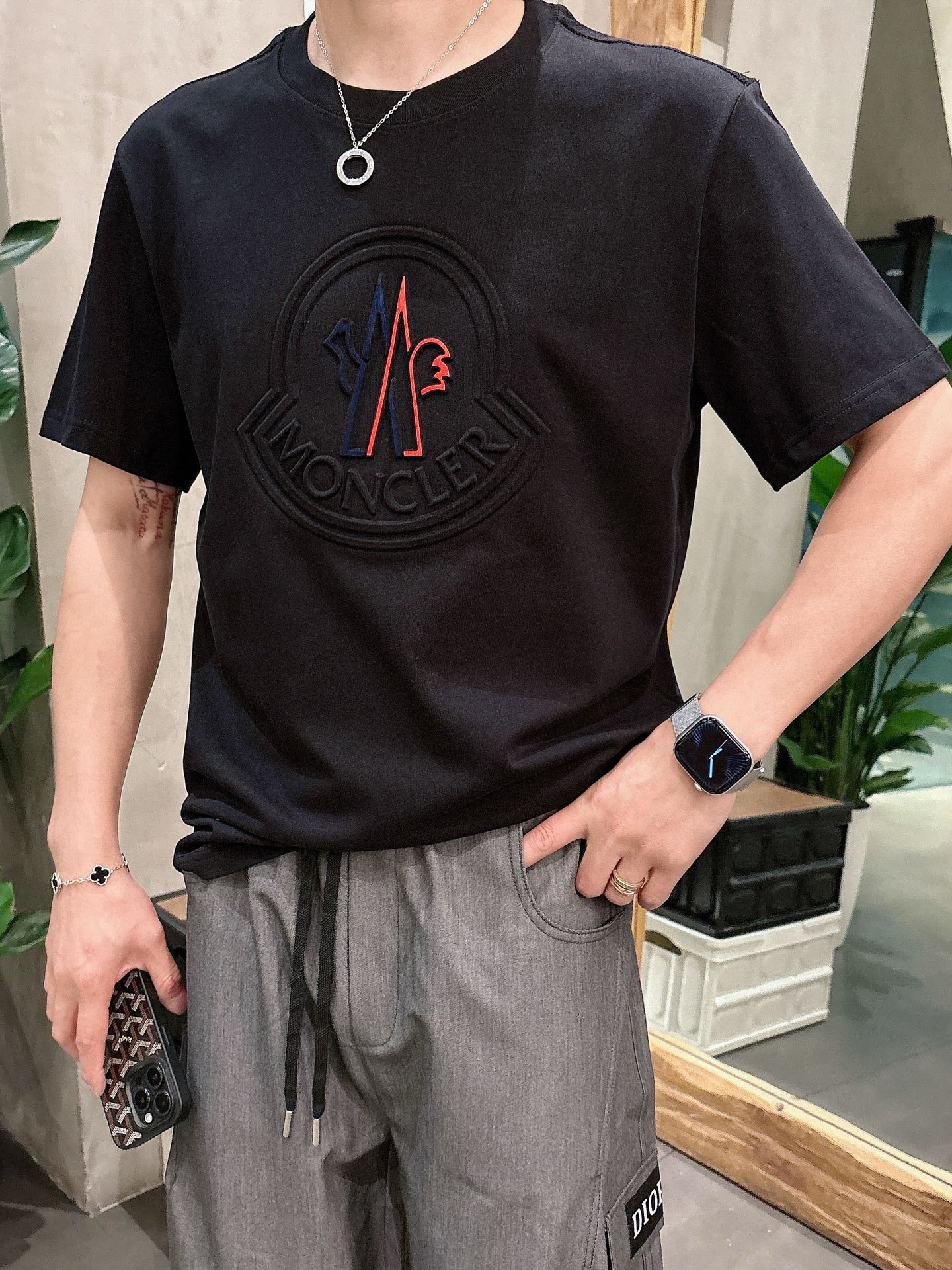 蒙*Moncler 25SS春夏新款首发专柜最新款短袖圆领T恤 高端订制 设计前卫时尚！品牌logo重工