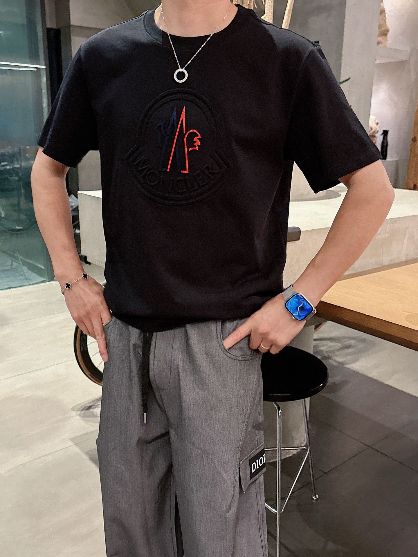 蒙*Moncler 25SS春夏新款首发专柜最新款短袖圆领T恤 高端订制 设计前卫时尚！品牌logo重工