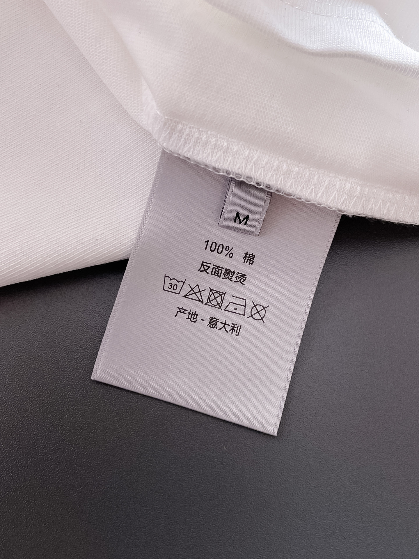 迪*DIOR 25SS春夏新款首发专柜最新款短袖圆领T恤 高端订制 设计前卫时尚!品牌logo重工艺设