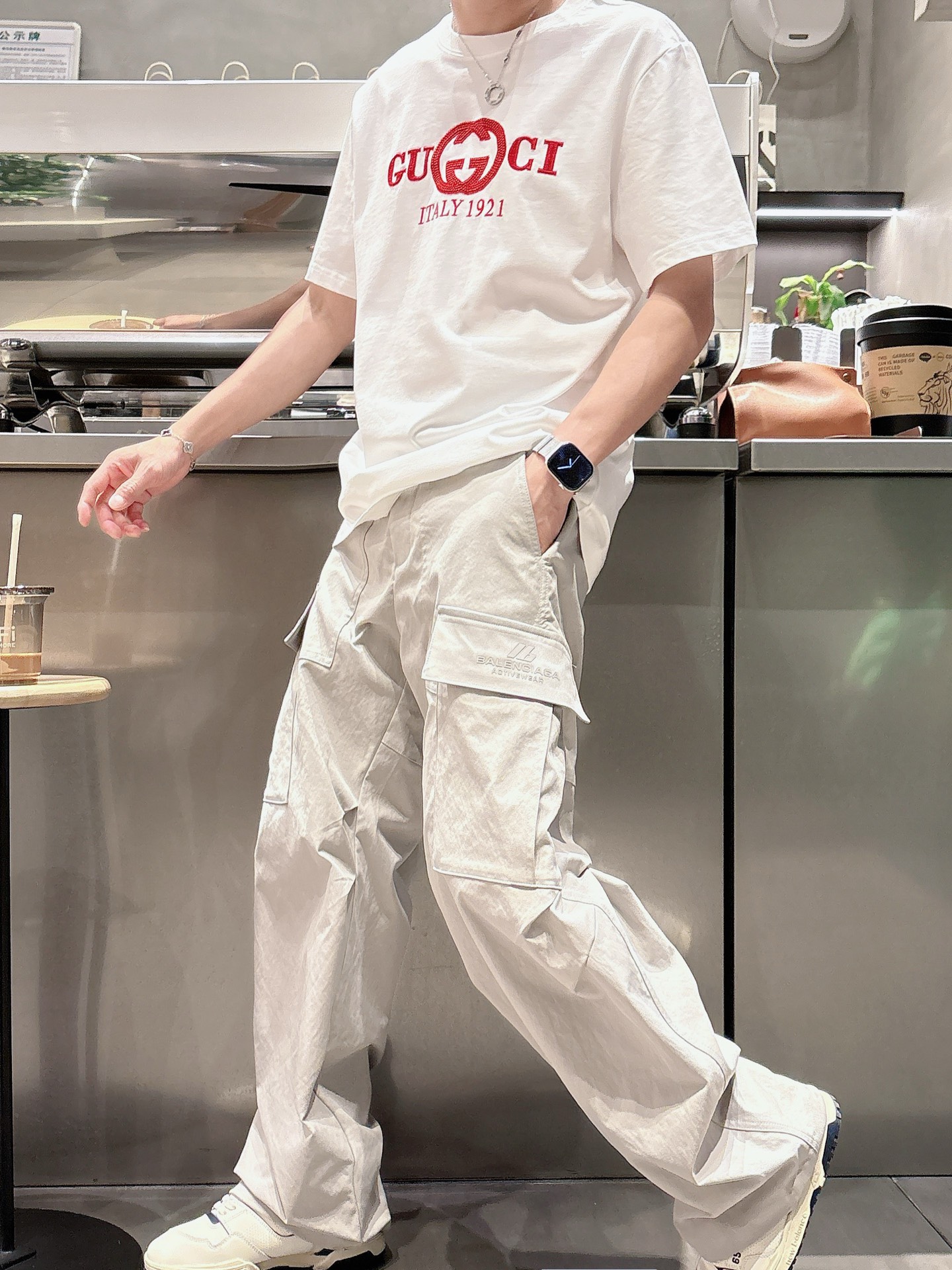 古*Gucci 25SS春夏新款首发专柜最新款短袖圆领T恤 高端订制 设计前卫时尚！品牌logo重工艺设