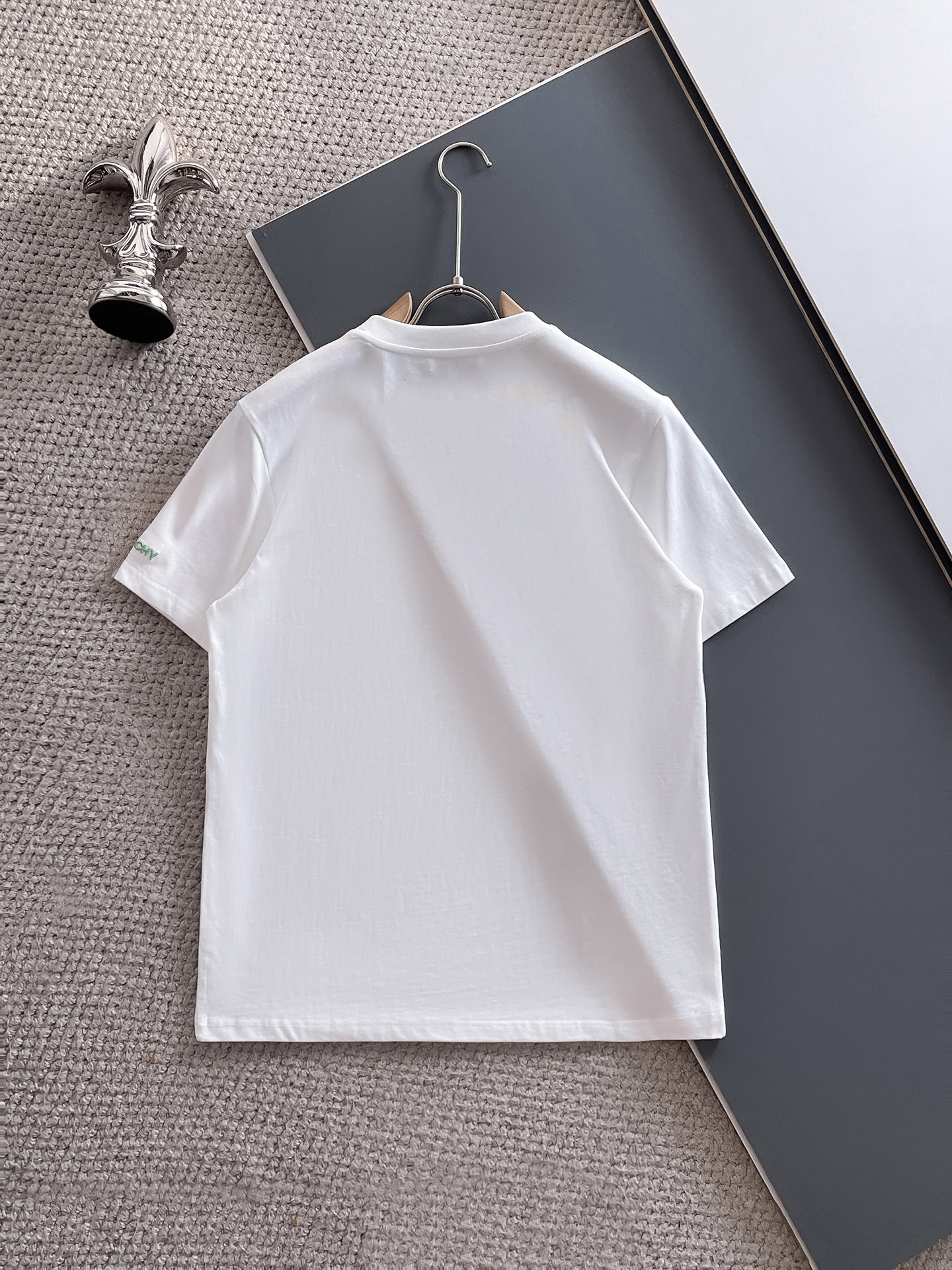 纪梵*Givenchy 25SS春夏新款首发专柜最新款短袖圆领T恤 高端订制 设计前卫时尚!品牌log