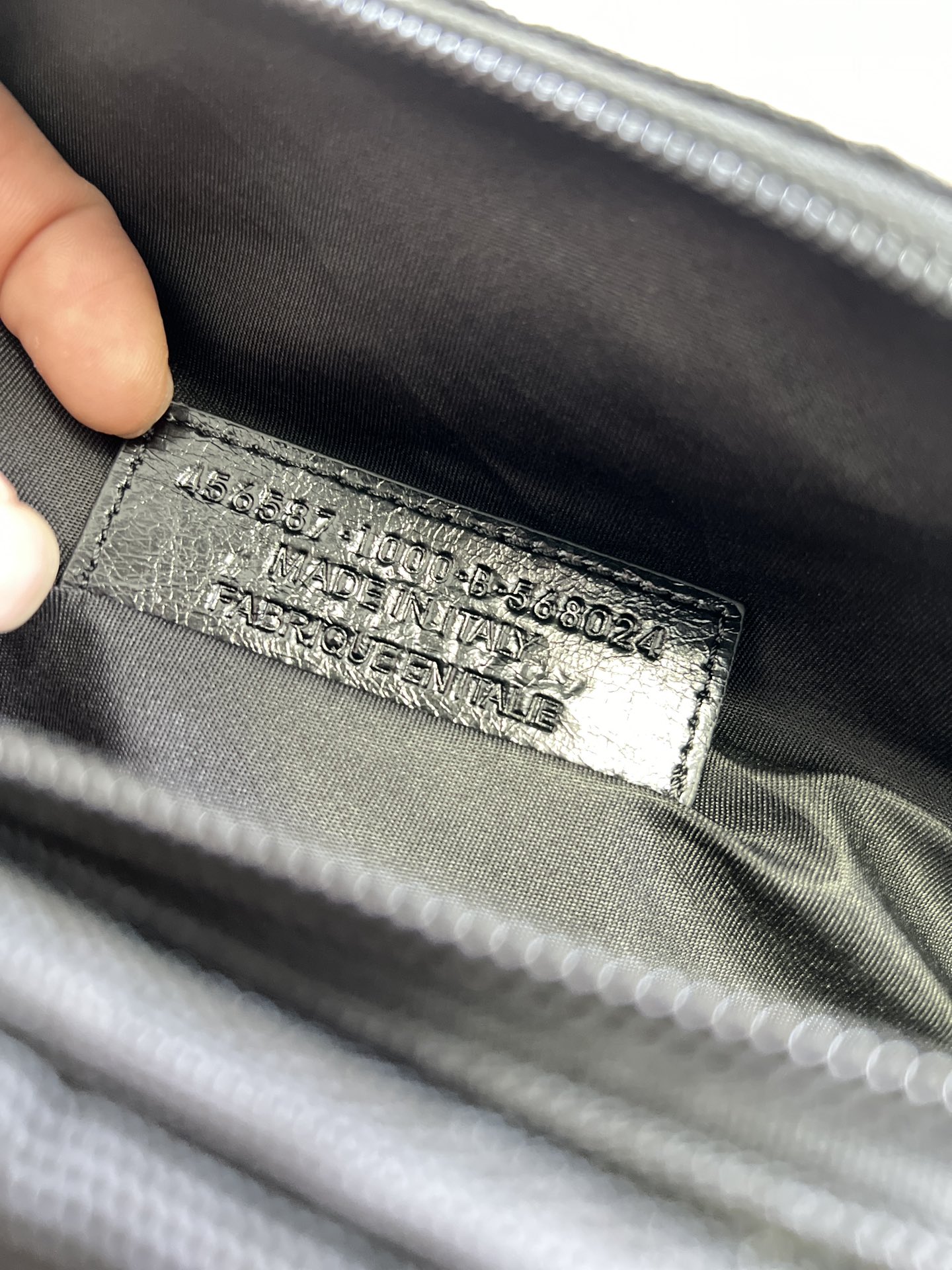 Barenciag Paris City Series Explorer Wallet in Black, Dimensions 31.7.15 cm - 图片 9