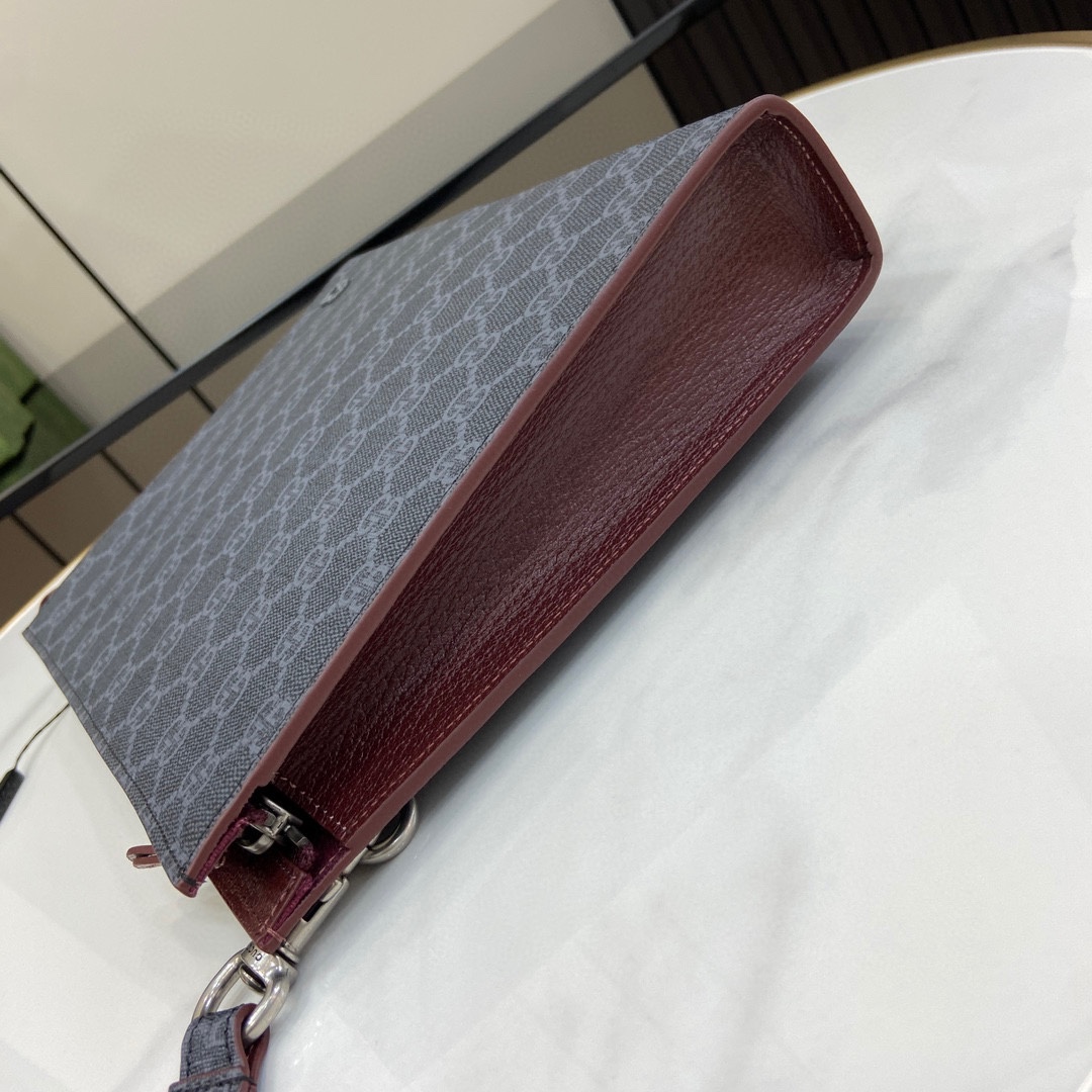 Gucci Men's Clutch with Signature GG Pattern,18 x 26 x 6 cm 13 i1720254739 4694 9
