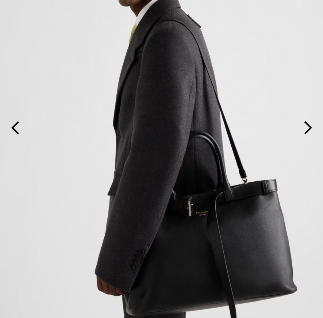 Prada Leather Buckle Tote Bag, Oversized Handbag with Shoulder Strap for Men 11 i1729068036 1673 1