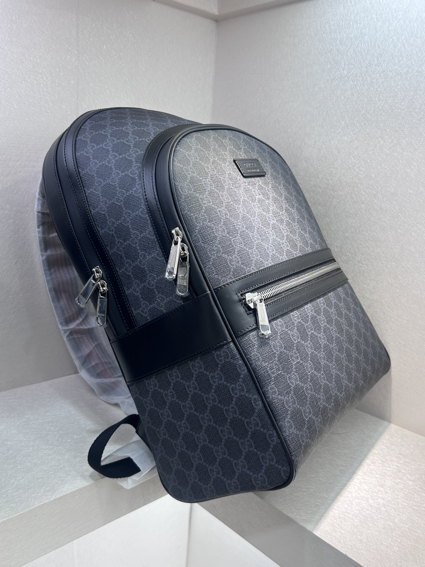 Gucci GG Supreme Backpack, Large Capacity, Stylish & Durable, Model 771158 5 i1751030180316 7378 0 4