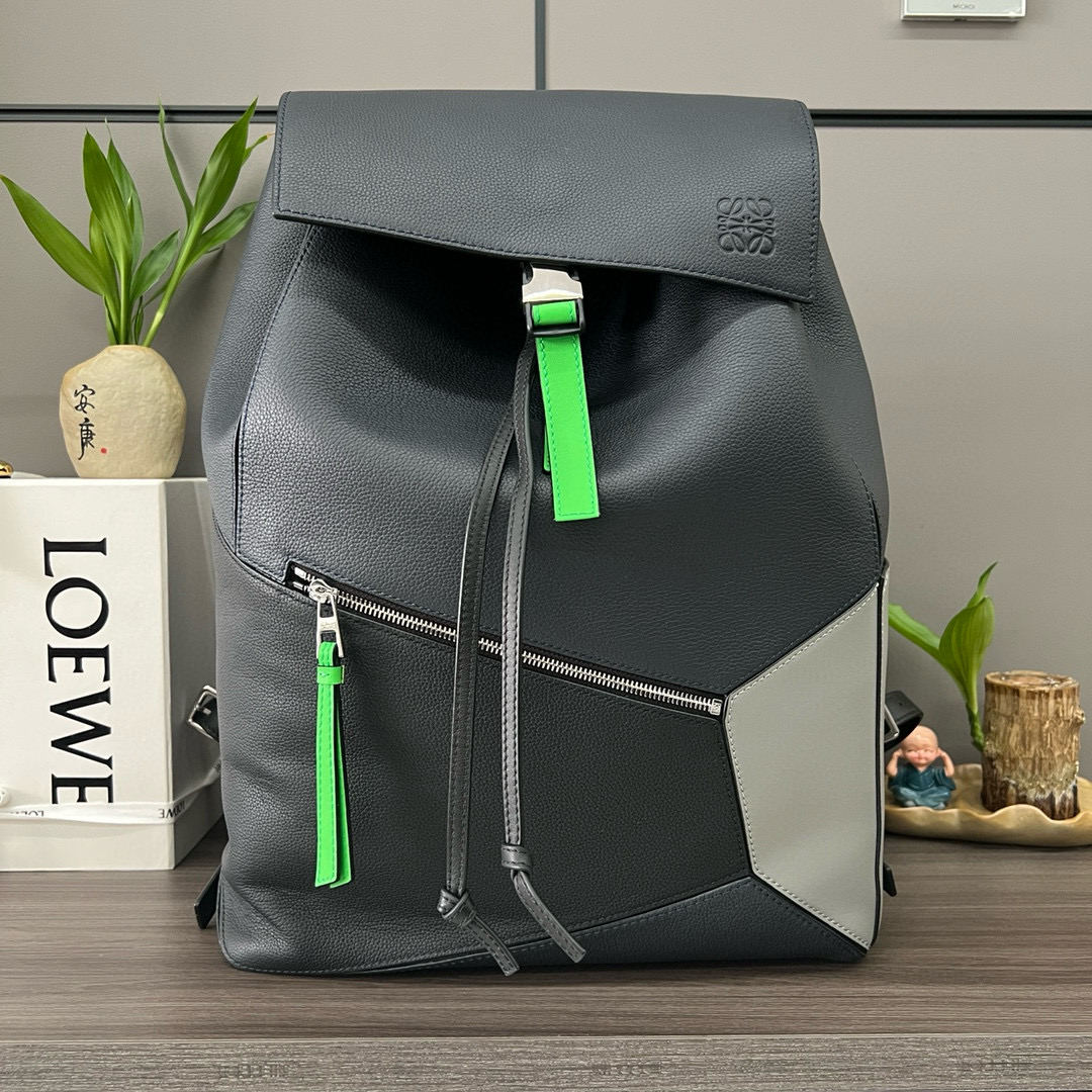 Loewe Puzzle Backpack: Spacious, Versatile, and Crafted from Soft Grained Leather 11 i1751186120161 8658 0 9