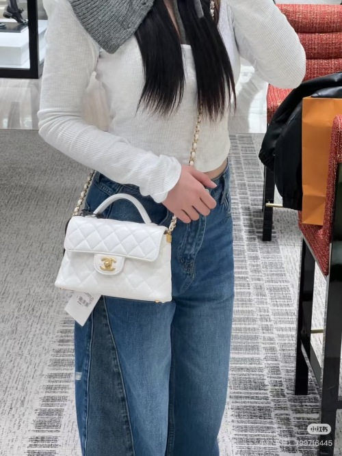 Chanel 25P Spring/Summer Collection Small White Kelly Bag - Size 14x20x6cm 1 Chanel 25P Spring/Summer Collection Small White Kelly Bag - Size 14x20x6cm