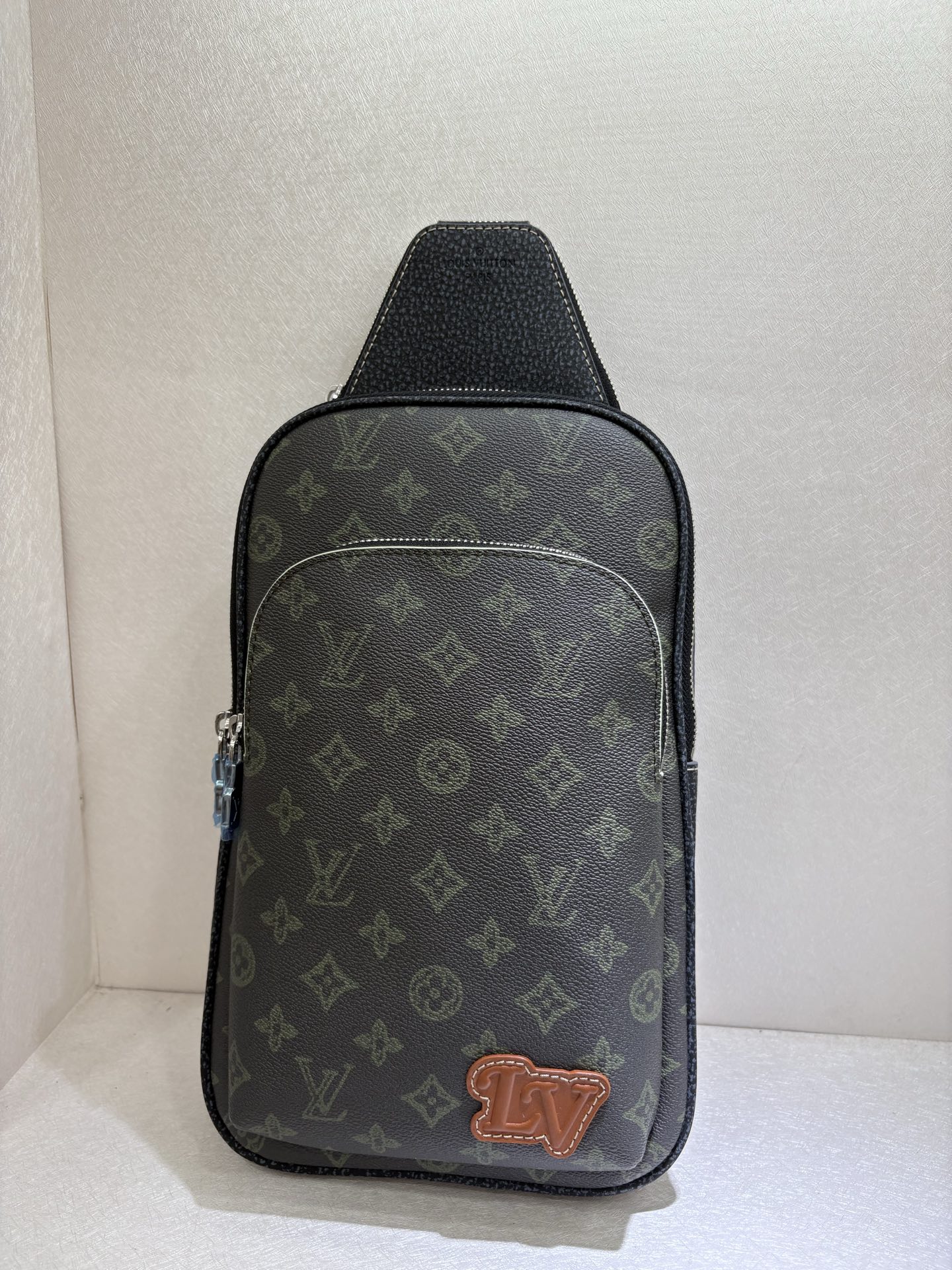 Louis Vuitton Avenue Sling Bag Damier Graphite Canvas M46344 8 i1751734885050 6810 0 7