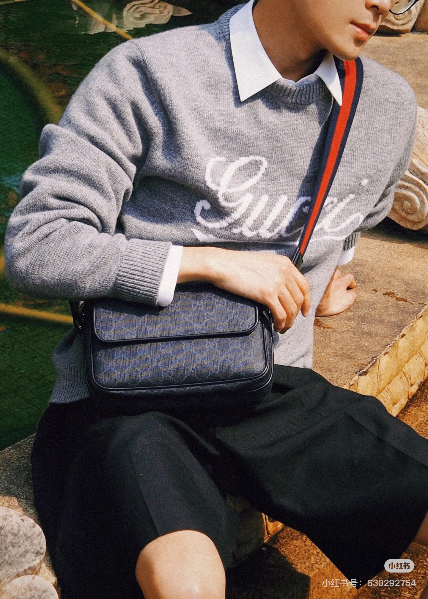 حقيبة كاميرا Gucci سوداء PVC للرجال، موديل 795479 - 23x18x12 سم