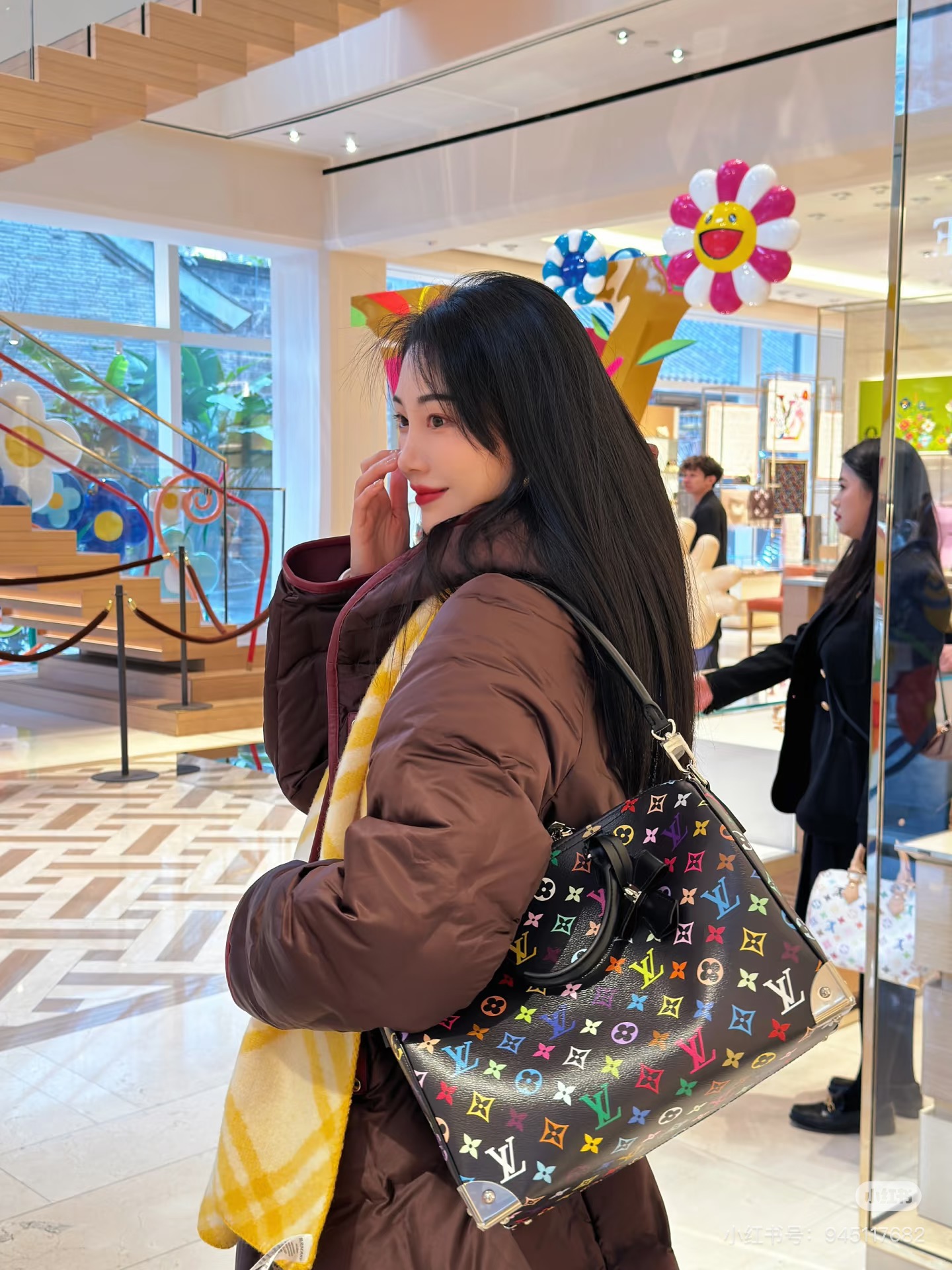תיק יד Louis Vuitton Speedy M13257 צבעוני שחור עם שרשרת 2 i1752747593621 6225 0 1