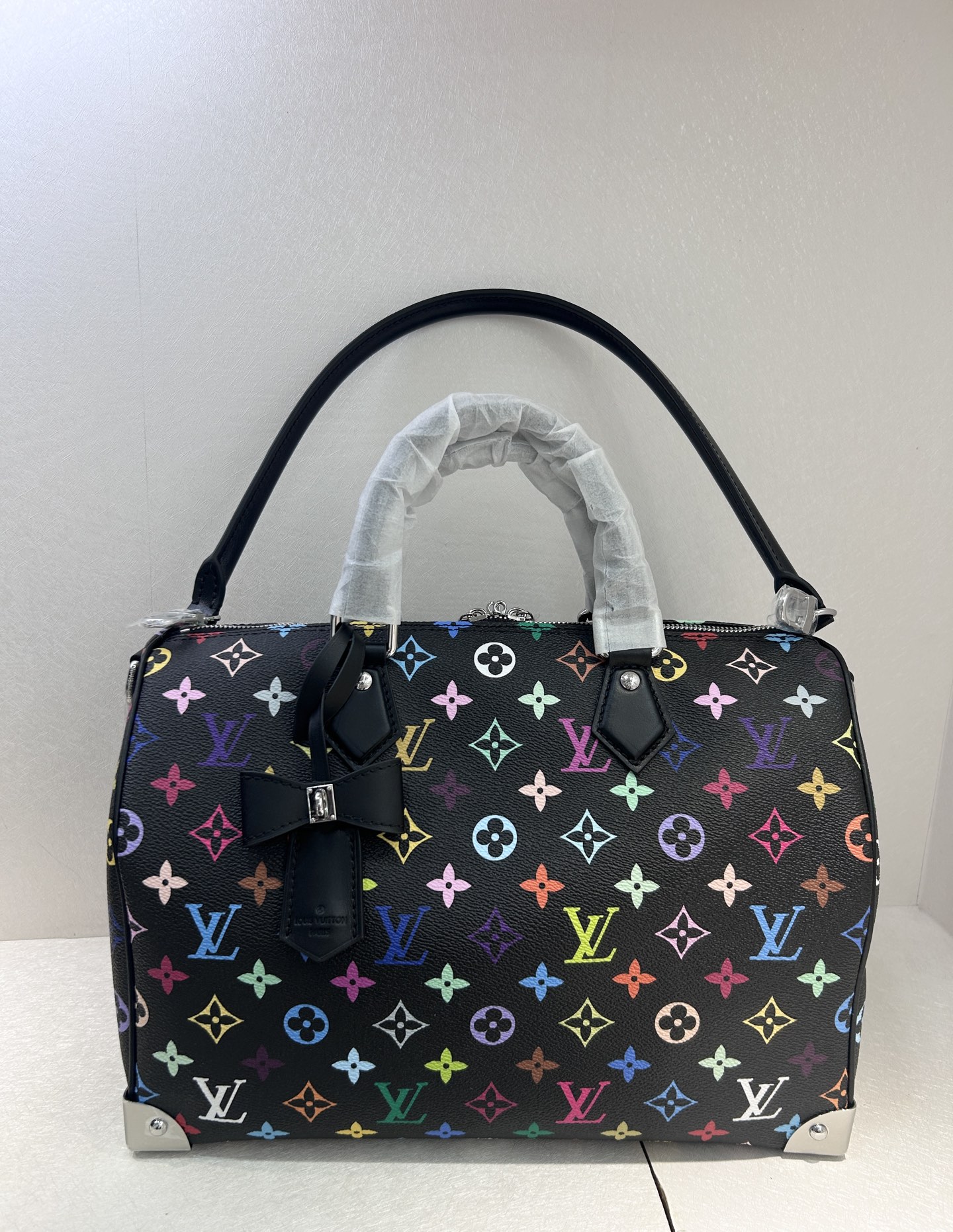 תיק יד Louis Vuitton Speedy M13257 צבעוני שחור עם שרשרת 3 i1752747594042 6266 0 2