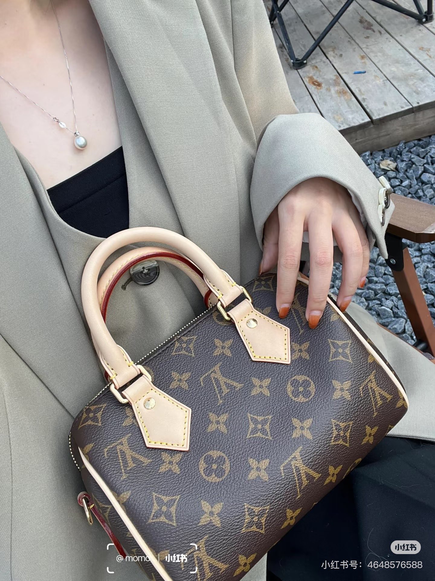 Louis Vuitton Speedy Bandoulière 20 حقيبة يد مميزة بنقشة المونوغرام