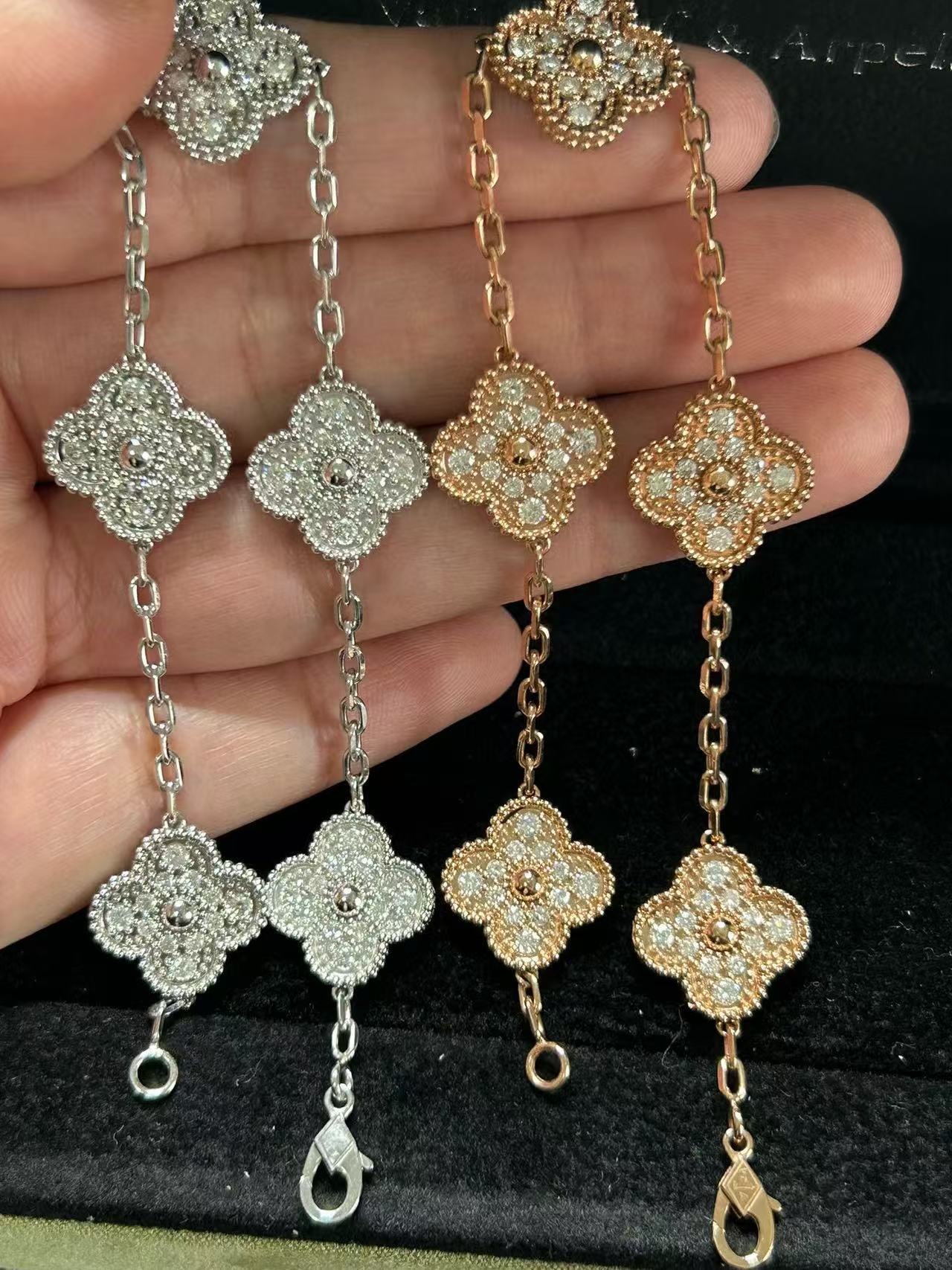 Van Cleef & Arpels Lucky Alhambra Bracelet 18K Gold Diamond Clover Chain