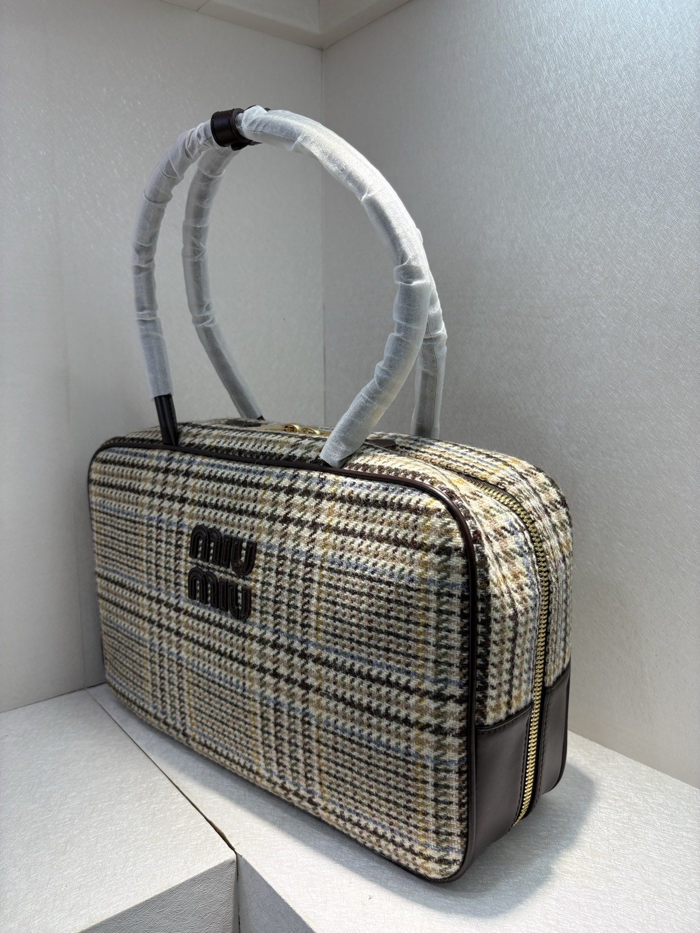 Miu Miu Houndstooth Patterned Satchel, 34cm x 23cm x 12cm, Style 5BB117 5 i1760068686500 63 0 4
