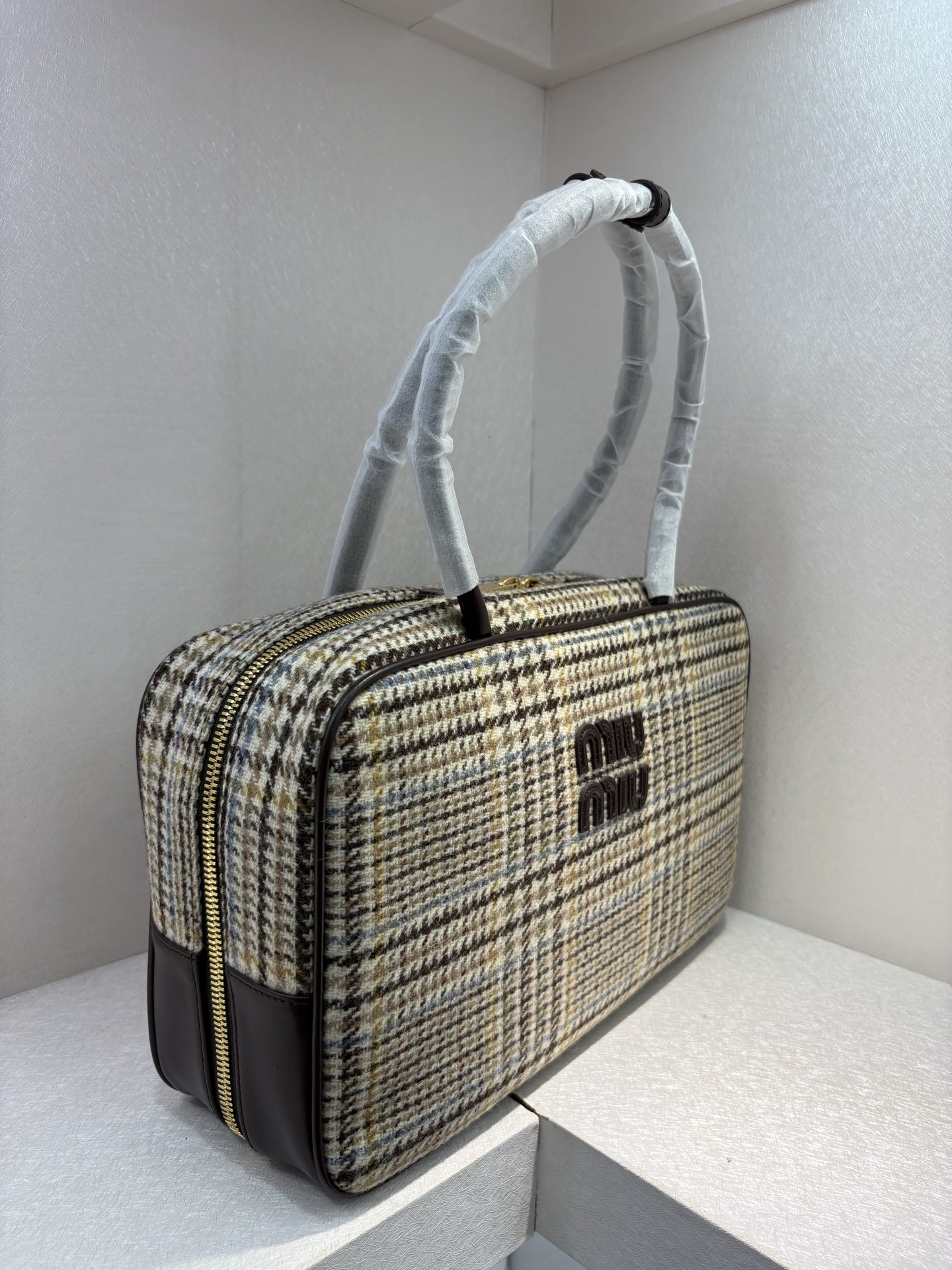 Miu Miu Houndstooth Patterned Satchel, 34cm x 23cm x 12cm, Style 5BB117 7 i1760068686554 7010 0 6