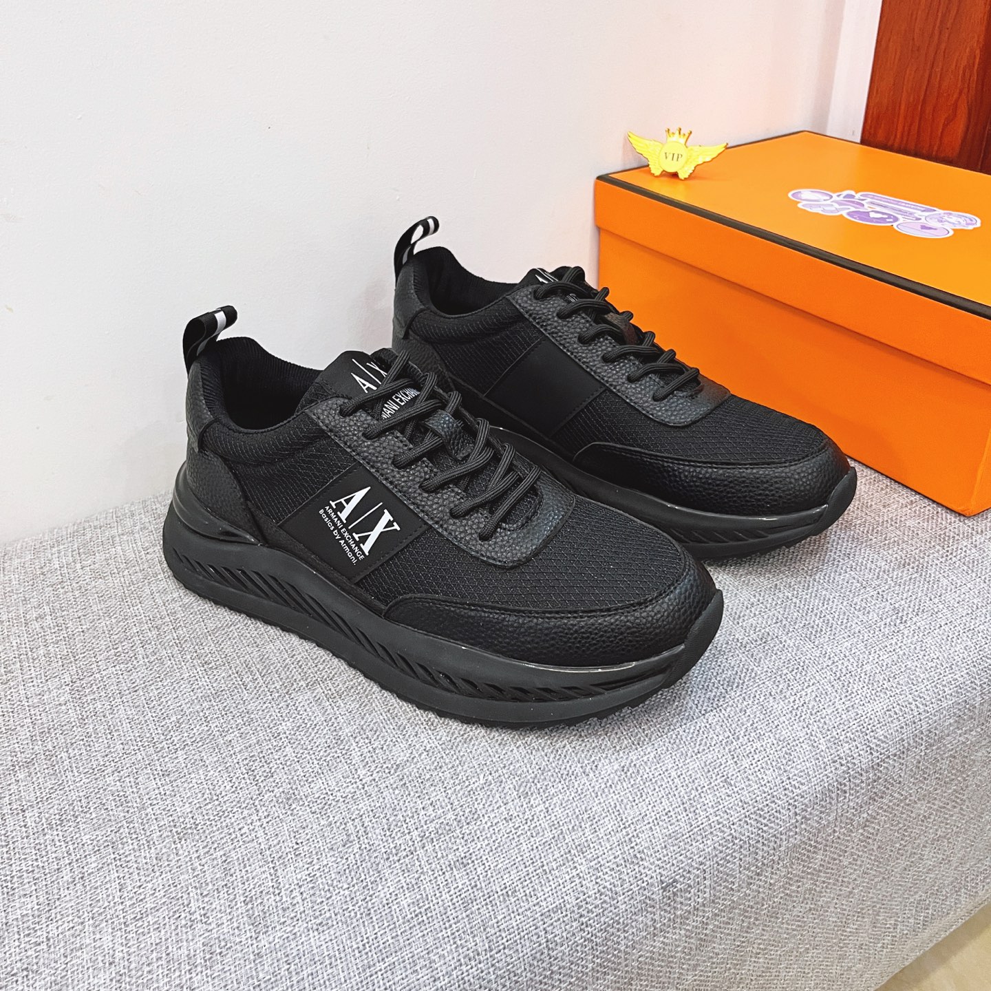 NO:745928,[Armani] The latest masterpiece of the high-end men's shoe brand official website 11 is made of Italian imported first-layer cowhide with a comfortable and breathable lining and original non-slip and wear-resistant outsole, making walking more convenient and comfortable!  Exclusive new model, stunning work, Midea 11 replica [color] compared with official quality!  Create a fashionable personality to set off your uniqueness!  A must-have for trendy men! Classic sizes: 38-44 colors. Multiple colors available.,,armani,cowhide19860909【 阿玛尼】 男鞋高端品牌 官网11最新力作鞋面采用意大利进口头层牛皮搭配舒适透气内里原版防滑耐磨大底制作,让行走更加便捷舒适！独家新款,惊世之作,与官方的质量相比美的11复刻[色]！打造时尚个性衬托你的与众不同！潮男必备!经典尺码:38-44 颜色 . 多 色可选.,,armani,cowhide,Men's shoes