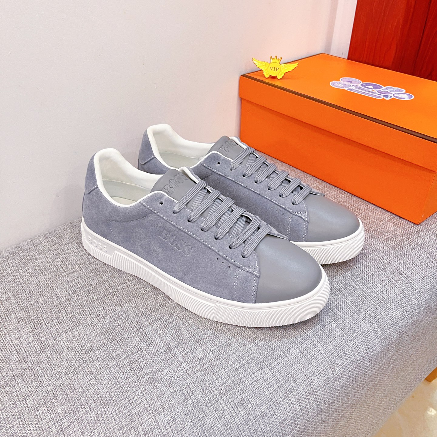 NO:589270,[BSSO] The latest masterpiece of the high-end men's shoe brand official website 11, the upper is made of first-layer cowhide imported from Italy with a comfortable and breathable lining and original non-slip and wear-resistant outsole, making walking more convenient and comfortable!  Exclusive new model, stunning work, Midea 11 replica [color] compared with official quality!  Create a fashionable personality to set off your uniqueness!  A must-have for trendy men! Classic sizes: 38-44, many colors available,,cowhide19860909【BSSO】男鞋高端品牌 官网11最新力作鞋面采用意大利进口头层牛皮搭配舒适透气内里原版防滑耐磨大底制作,让行走更加便捷舒适！独家新款,惊世之作,与官方的质量相比美的11复刻[色]！打造时尚个性衬托你的与众不同！潮男必备!经典尺码:38-44 颜色多色可选,,cowhide,Men's shoes