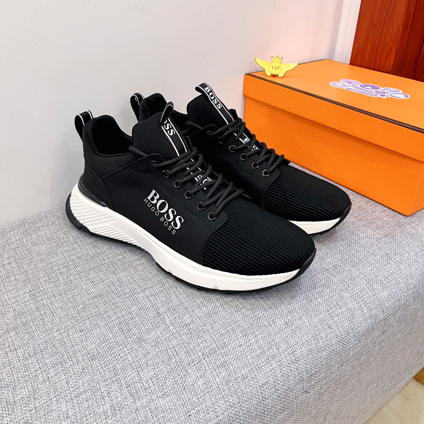 NO:589292,[BSSO] The latest masterpiece of the high-end men's shoe brand official website 11, the upper is made of first-layer cowhide imported from Italy with a comfortable and breathable lining and original non-slip and wear-resistant outsole, making walking more convenient and comfortable!  Exclusive new model, stunning work, Midea 11 replica [color] compared with official quality!  Create a fashionable personality to set off your uniqueness!  A must-have for trendy men! Classic sizes: 38-44, many colors available,,cowhide19860909【BSSO】男鞋高端品牌 官网11最新力作鞋面采用意大利进口头层牛皮搭配舒适透气内里原版防滑耐磨大底制作,让行走更加便捷舒适！独家新款,惊世之作,与官方的质量相比美的11复刻[色]！打造时尚个性衬托你的与众不同！潮男必备!经典尺码:38-44 颜色多色可选,,cowhide,Men's shoes