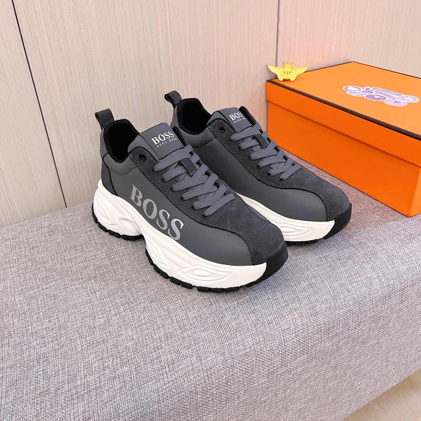 NO:589658,[BSSO] The latest masterpiece of the high-end men's shoe brand official website 11, the upper is made of first-layer cowhide imported from Italy with a comfortable and breathable lining and original non-slip and wear-resistant outsole, making walking more convenient and comfortable!  Exclusive new model, stunning work, Midea 11 replica [color] compared with official quality!  Create a fashionable personality to set off your uniqueness!  A must-have for trendy men! Classic sizes: 38-44, many colors available,,cowhide19860909【 BSSO】男鞋高端品牌 官网11最新力作鞋面采用意大利进口头层牛皮搭配舒适透气内里原版防滑耐磨大底制作,让行走更加便捷舒适！独家新款,惊世之作,与官方的质量相比美的11复刻[色]！打造时尚个性衬托你的与众不同！潮男必备!经典尺码:38-44 颜色多色可选,,cowhide,Men's shoes