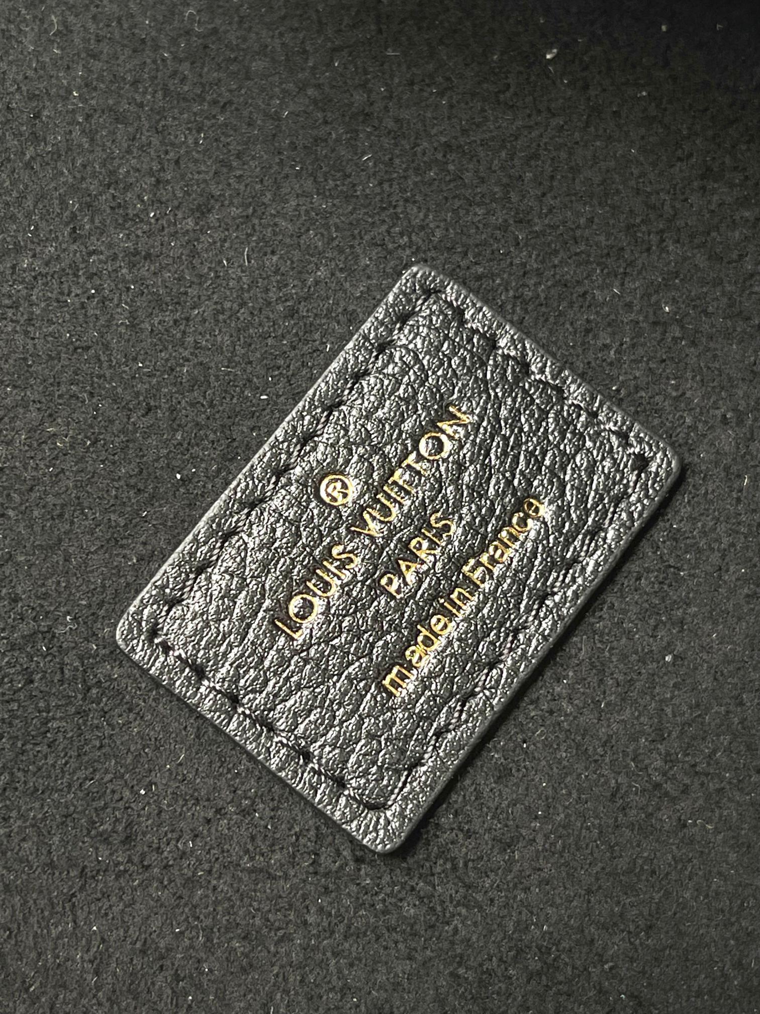 特级原厂皮全钢五金M46725黑色本款LoopHobo手袋选用柔软MonogramEmpreinte牛皮