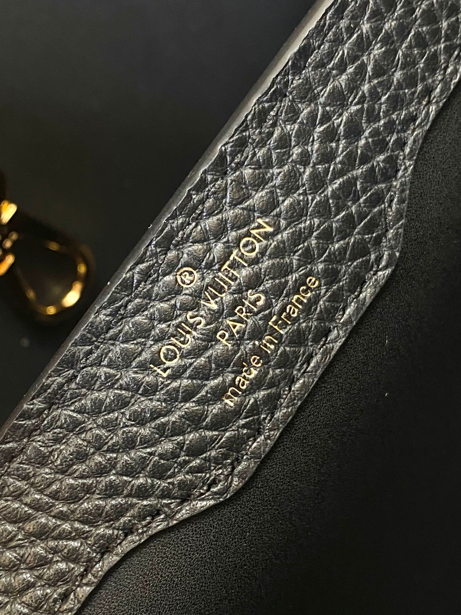 特级原厂皮M23084黑色白贝壳扣全皮cap那英款系列七夕限定款/中号CapucinesBB手袋出自LV