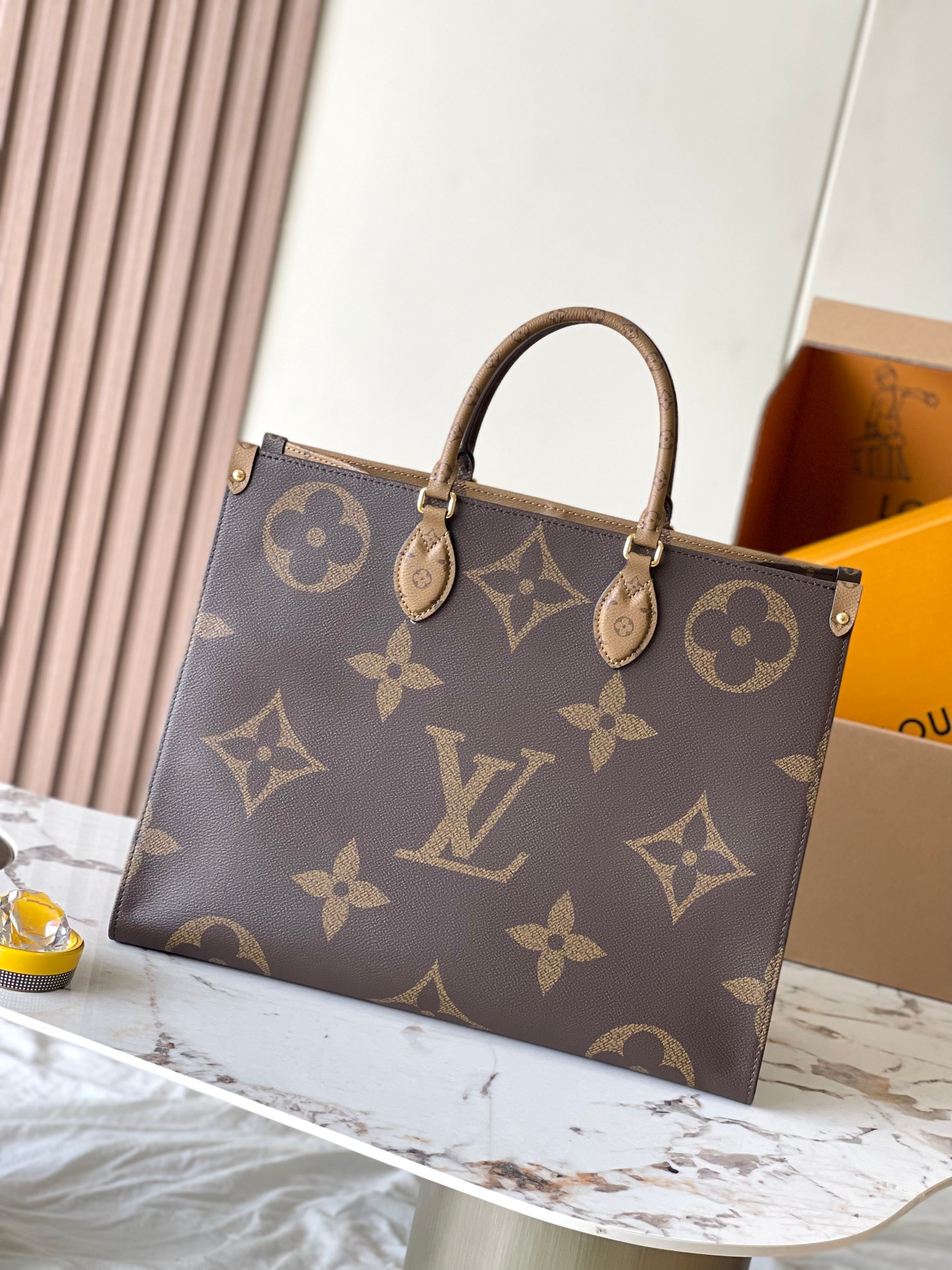 Louis Vuitton LV Onthego Sacs À Main Tout en acier M45320