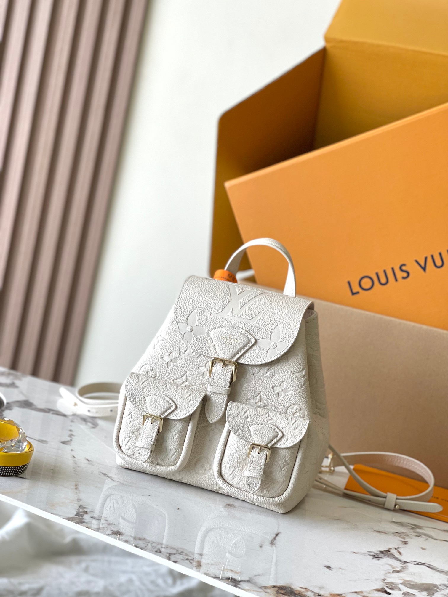 Louis Vuitton sacs Sac À Dos Tout en acier Empreinte​ Cuir de vache M47072