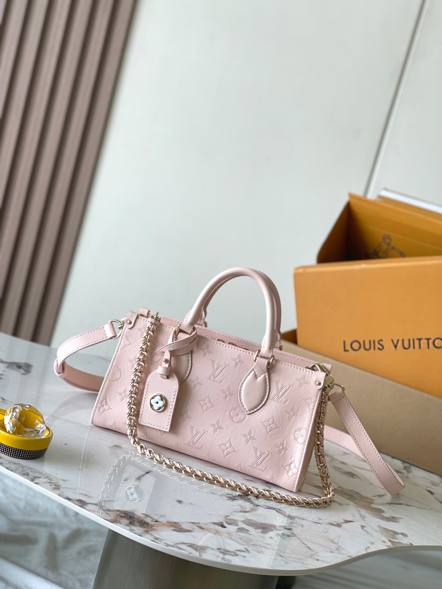 Louis Vuitton LV Onthego AAAAA
 Taschen Handtaschen Rosa Alle Stahl Rindsleder M11274